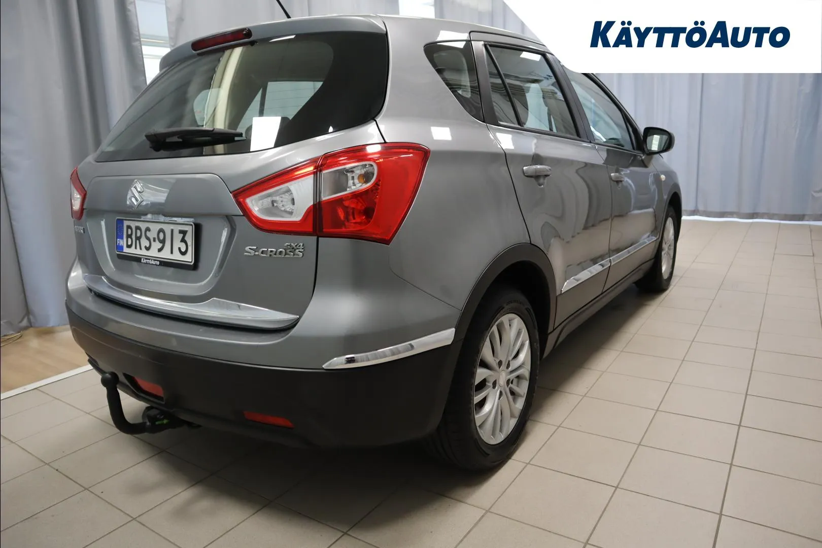 SUZUKI SX4 S-Cross BRS-913 carousel image