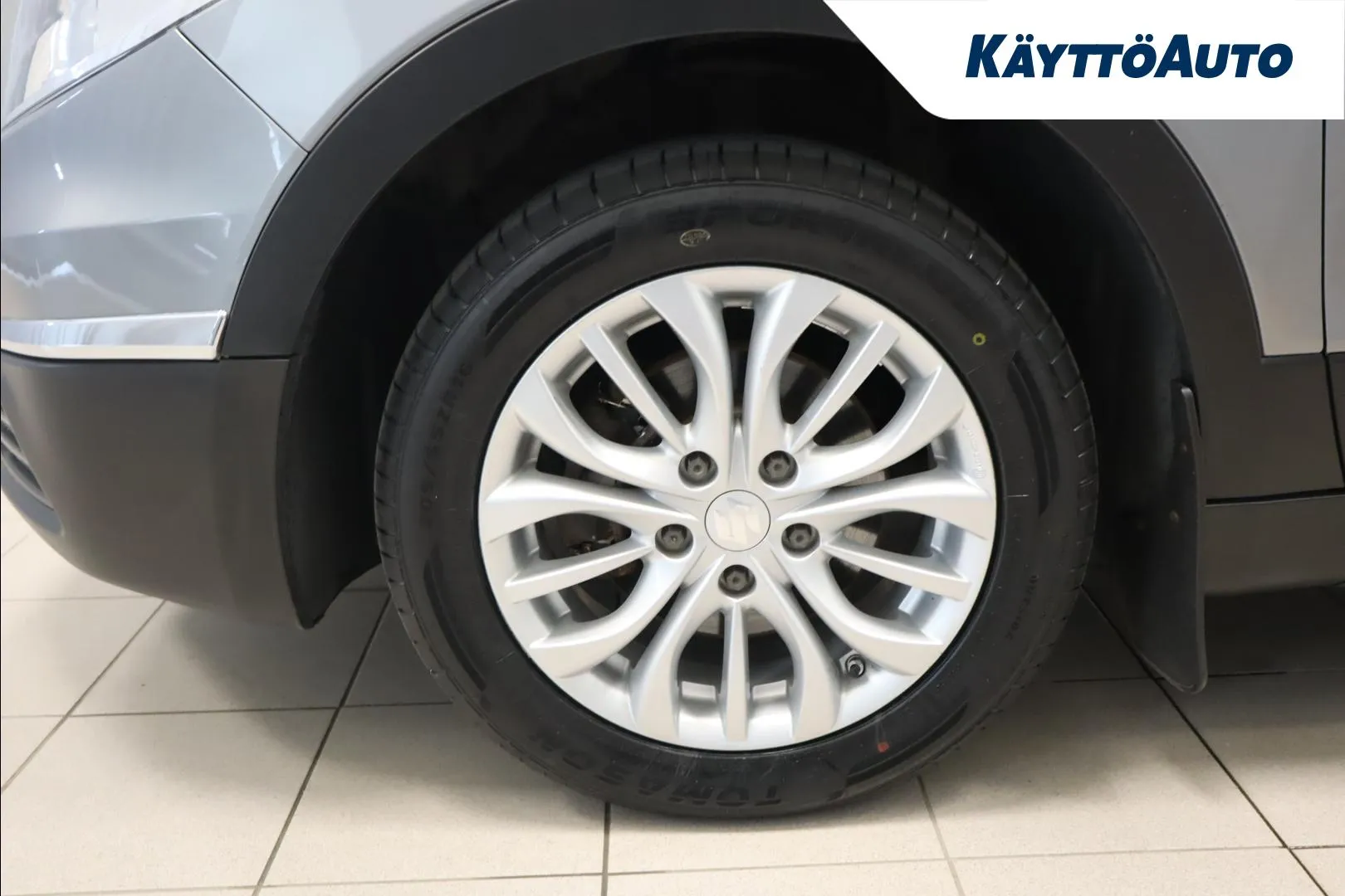SUZUKI SX4 S-Cross BRS-913 carousel image