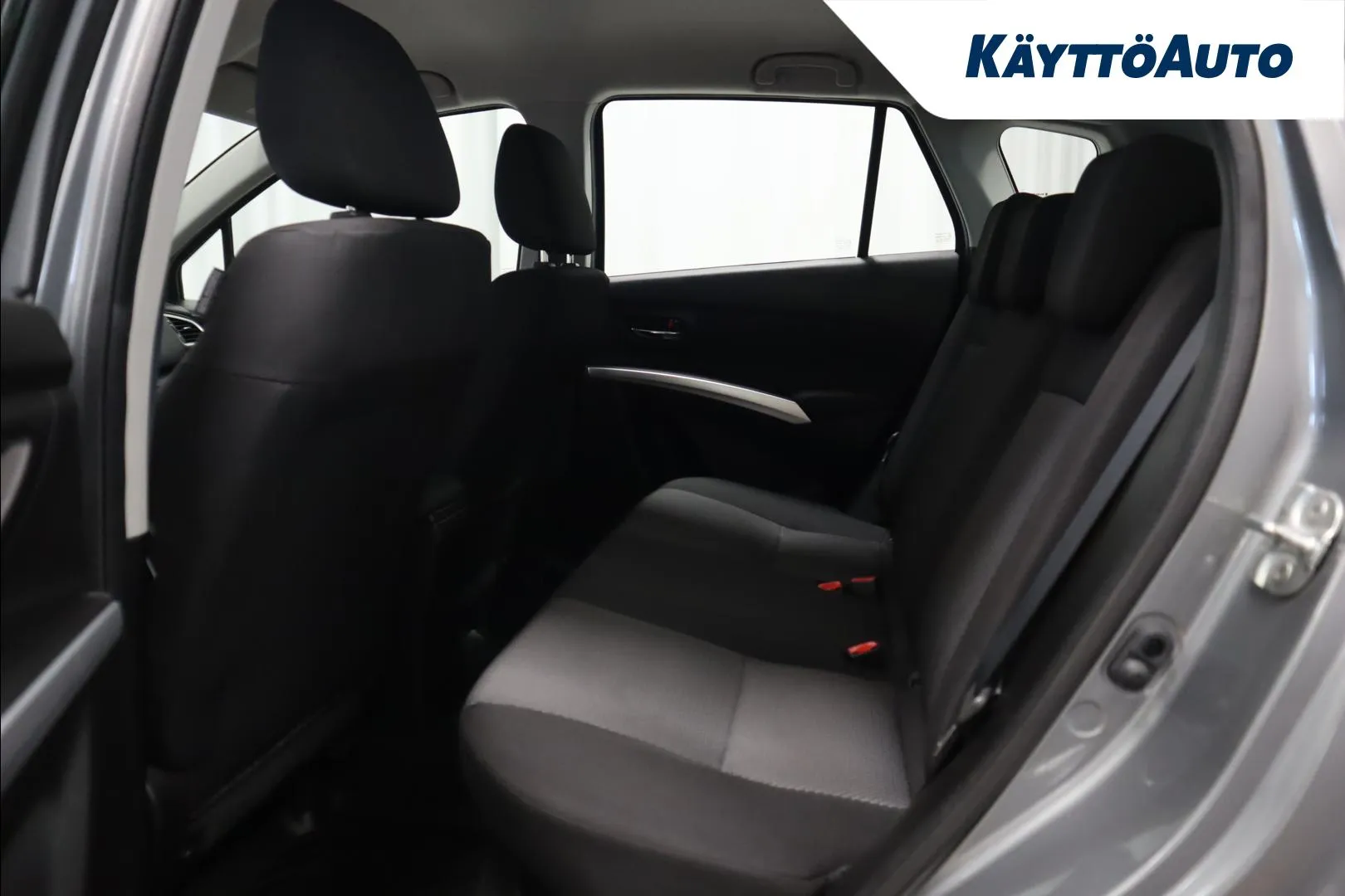 SUZUKI SX4 S-Cross BRS-913 carousel image