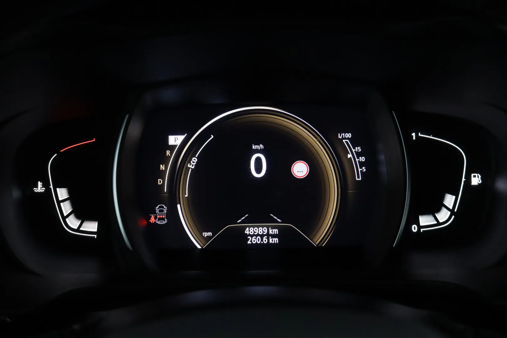 RENAULT Kadjar GZU-570 carousel image