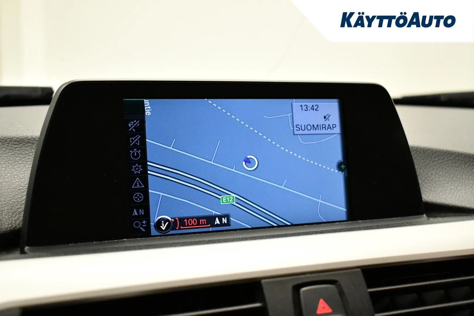 BMW 320 FLE-688 carousel image