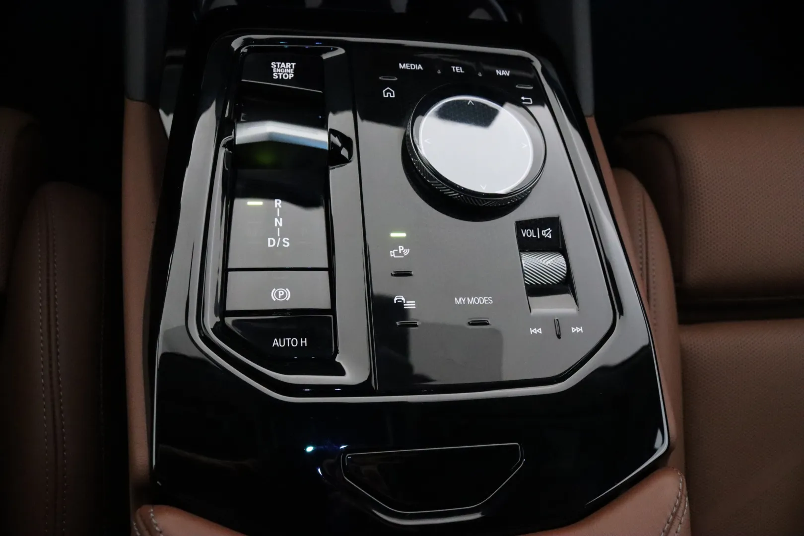 BMW 520 MPJ-519 carousel image