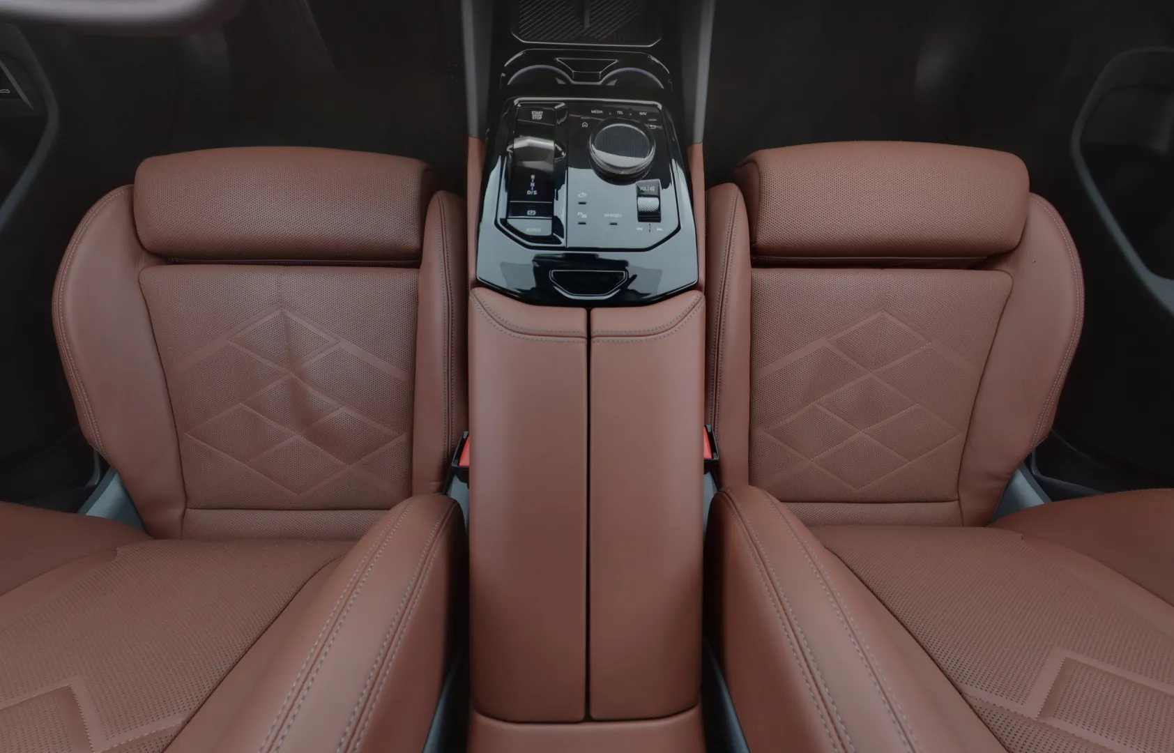 BMW 520 MPJ-519 carousel image