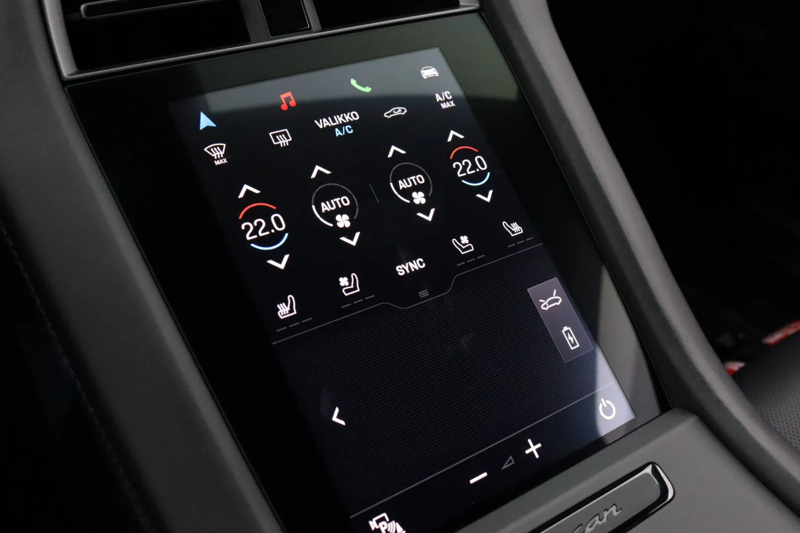 PORSCHE Taycan LSN-415 carousel image