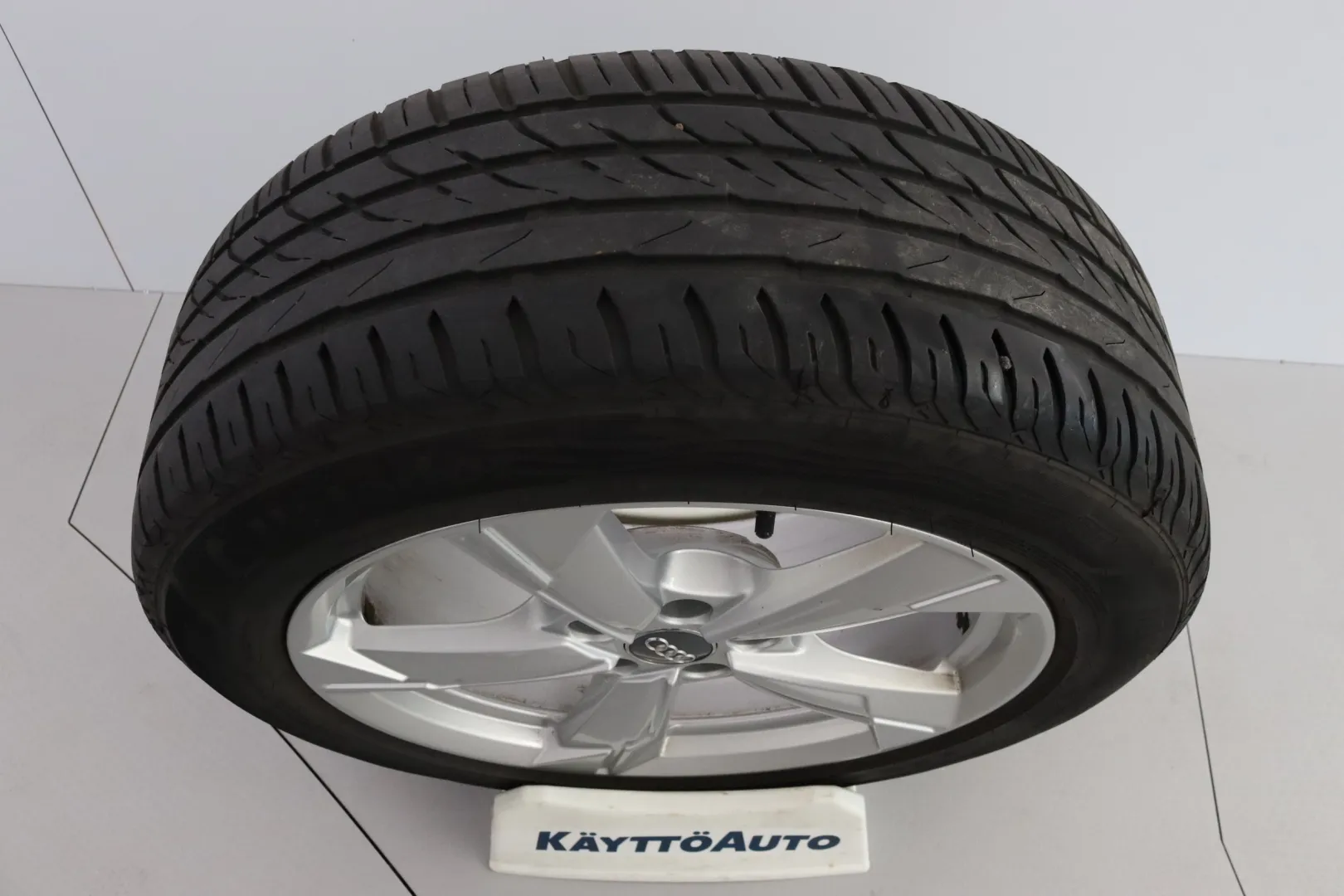 AUDI A6 ZMX-292 carousel image