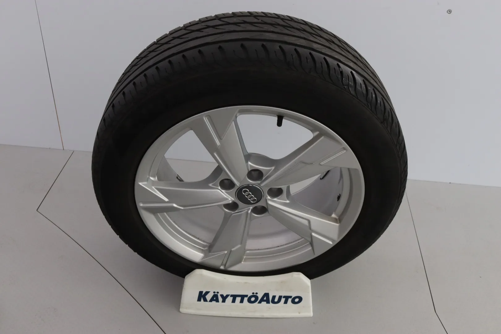 AUDI A6 ZMX-292 carousel image