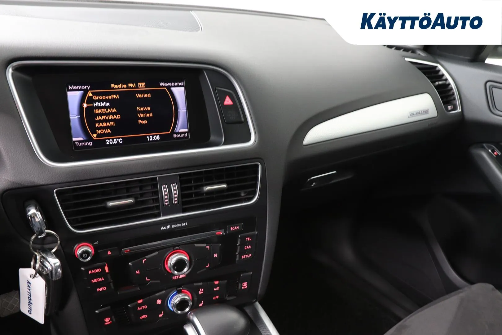 AUDI Q5 XVV-987 carousel image