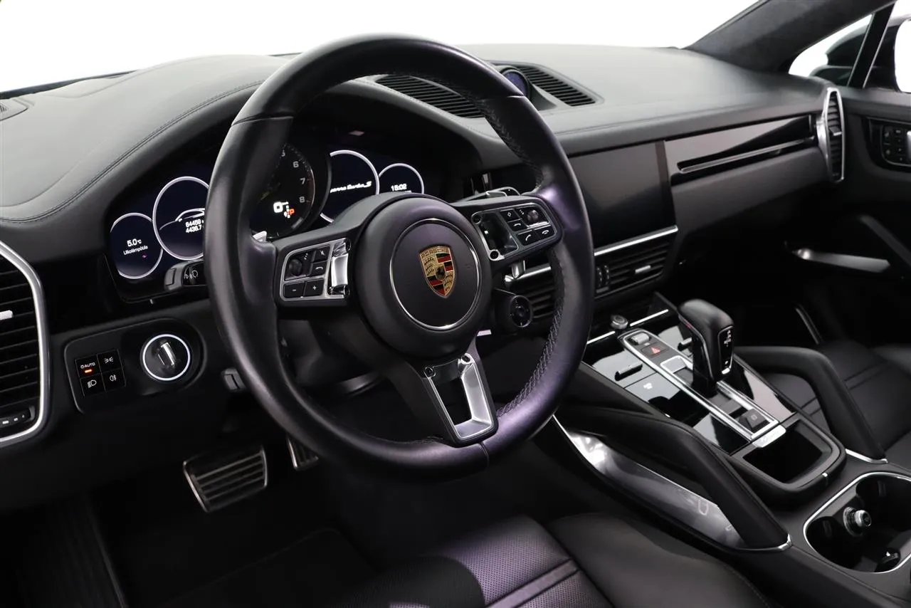 PORSCHE Cayenne JMS-538 carousel image