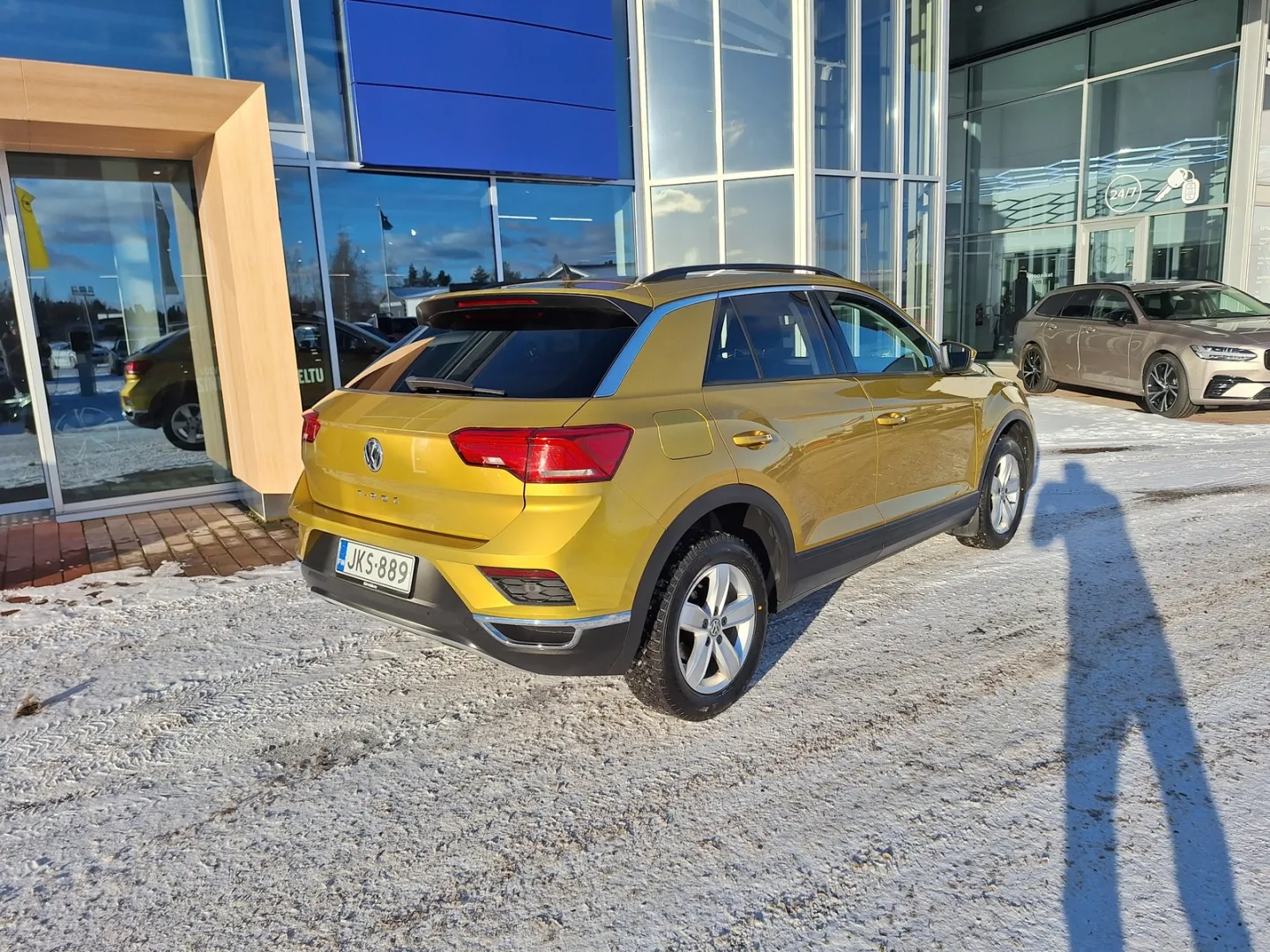 VOLKSWAGEN T-Roc JKS-889 carousel image