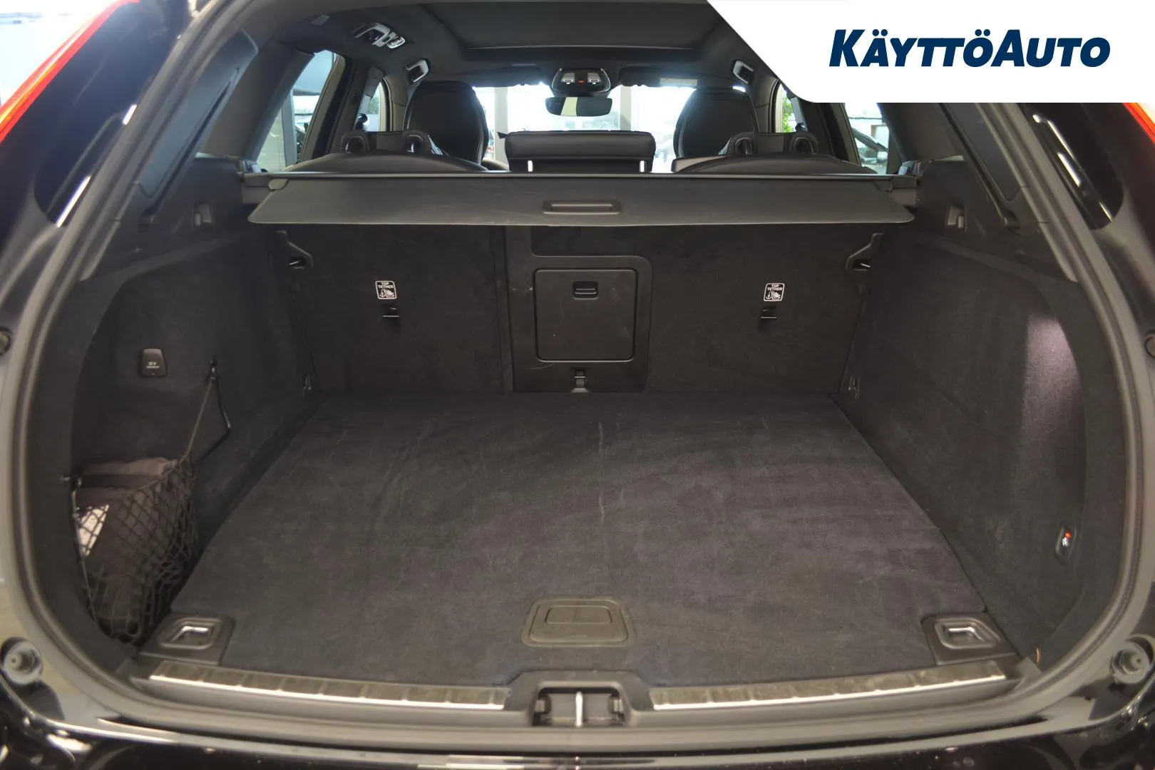 VOLVO XC60 JNH-820 carousel image