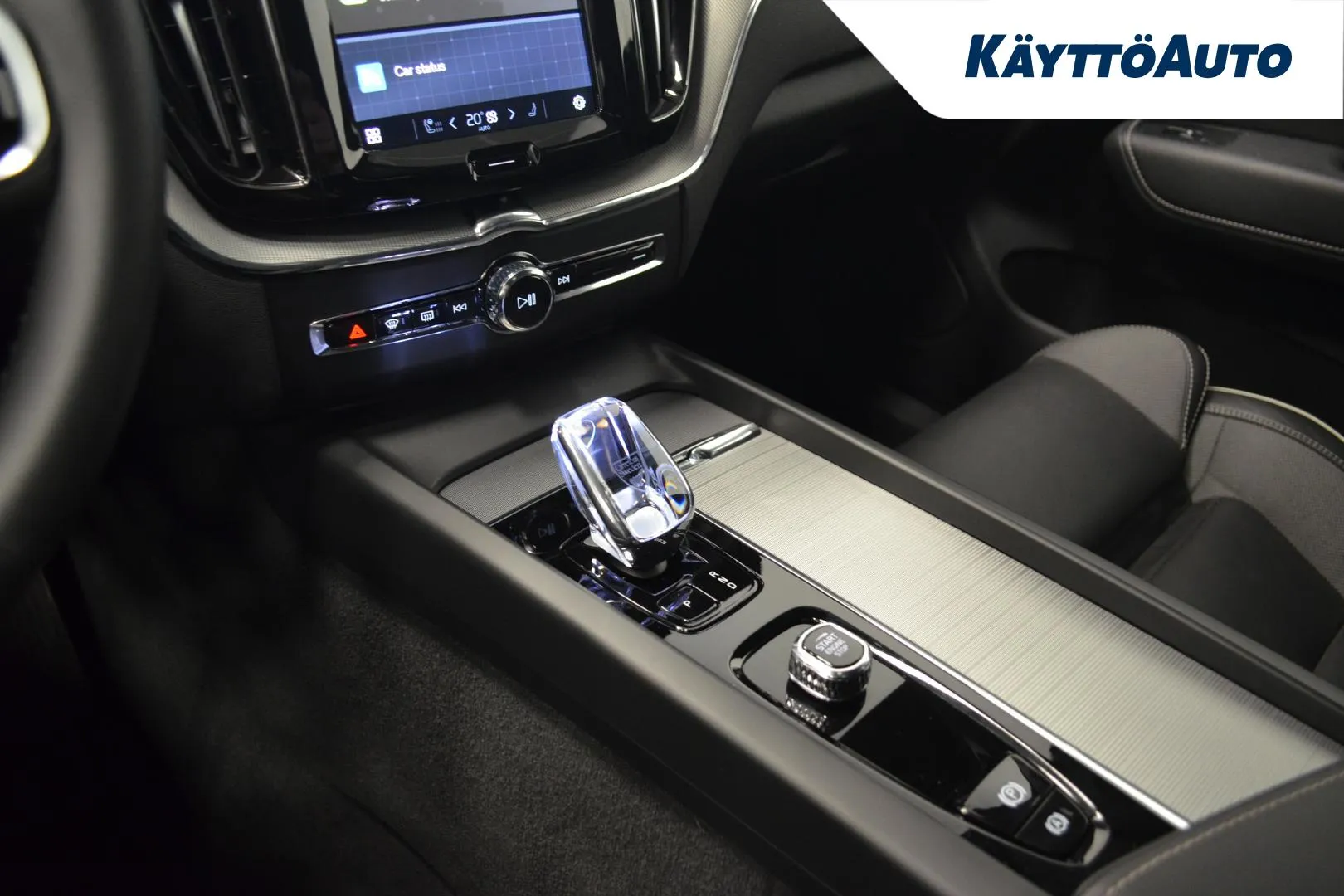 VOLVO XC60 JNH-820 carousel image