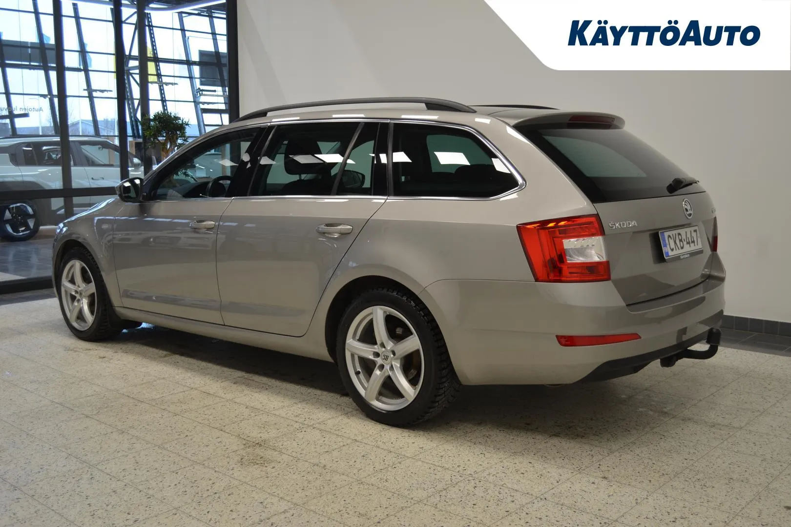 SKODA Octavia CKB-447 carousel image