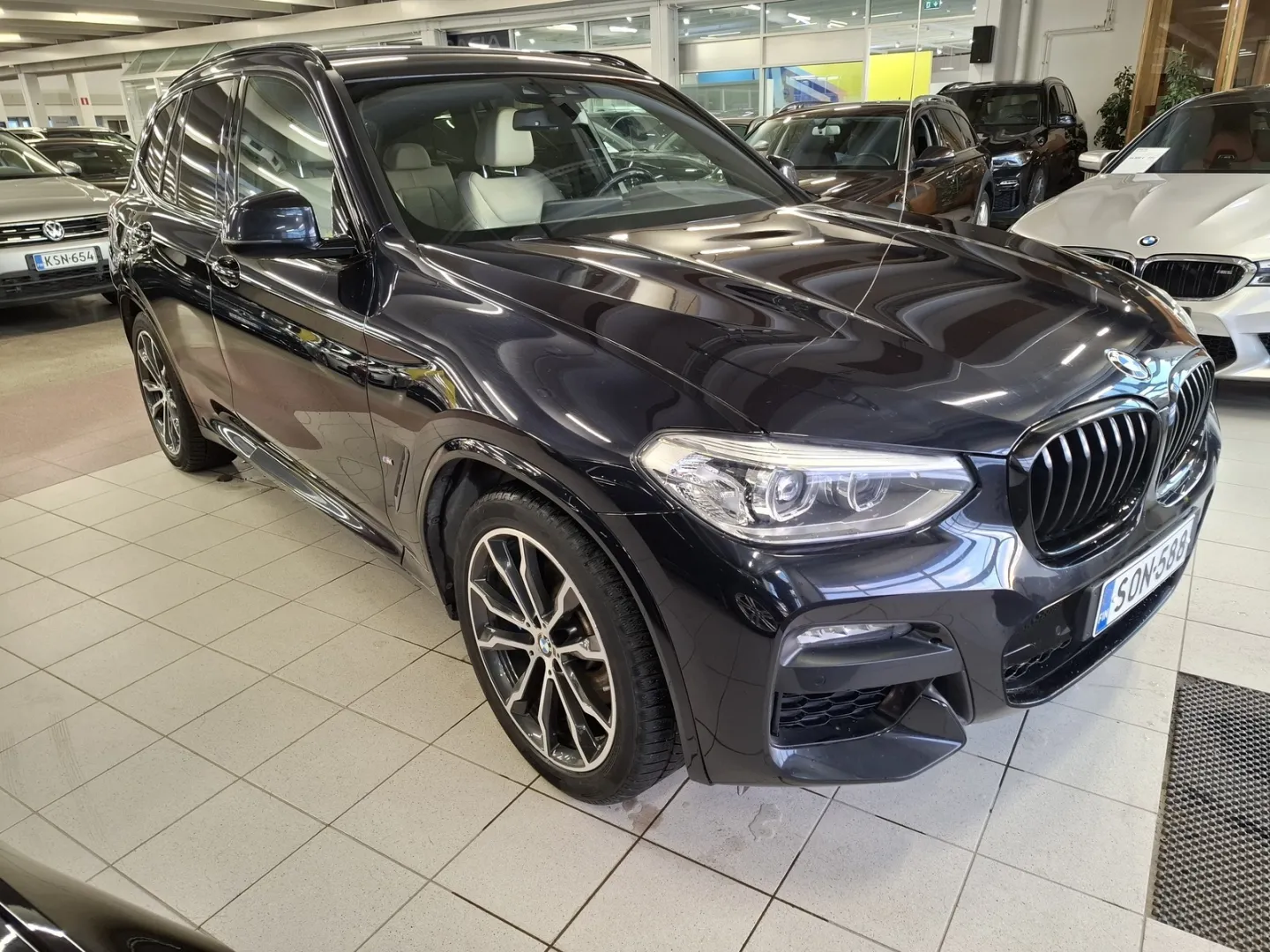 BMW X3 SON-588 carousel image