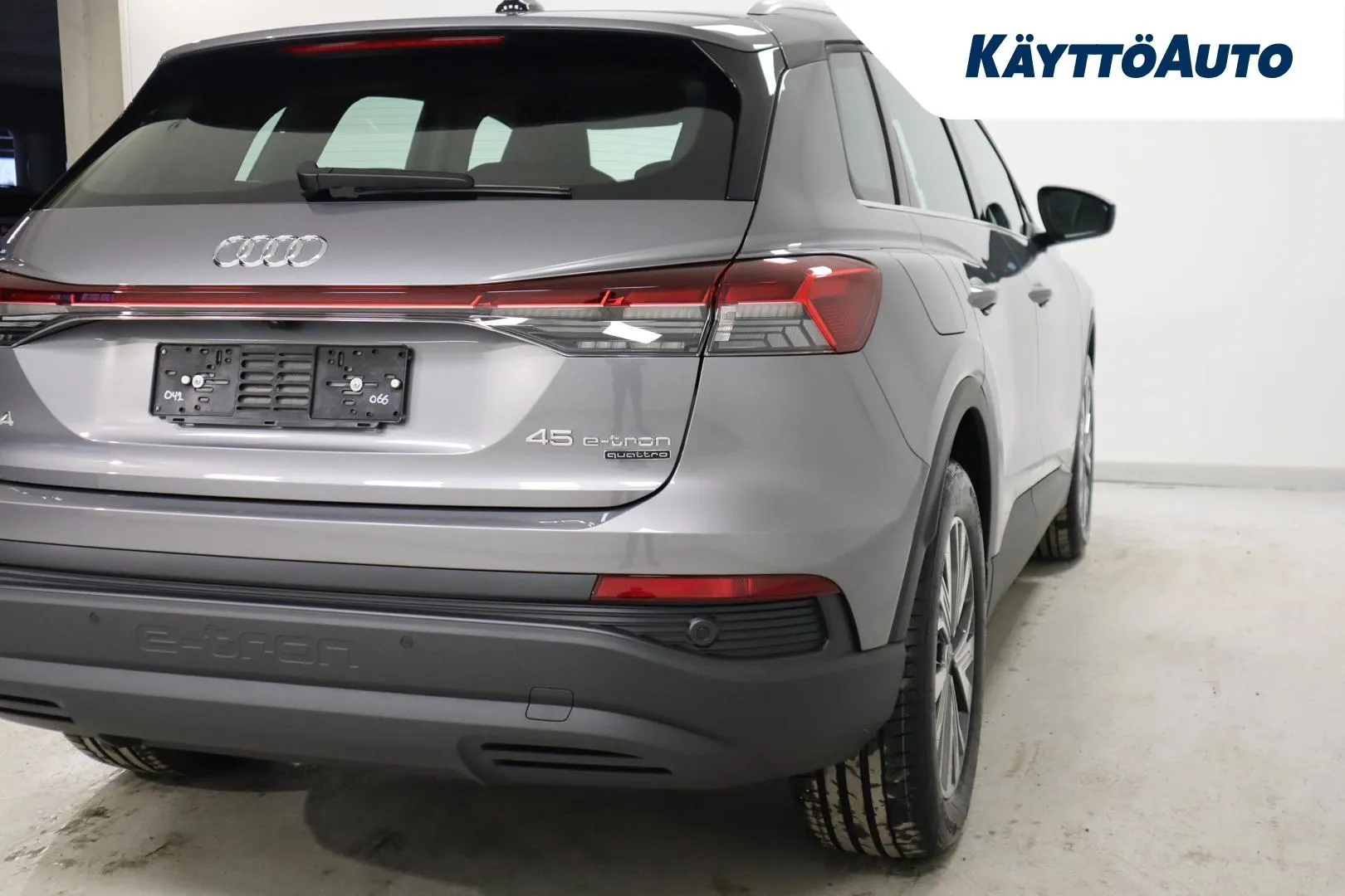 Audi Q4 e-tron KXJ-561 carousel image