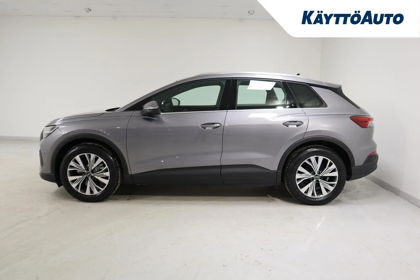 Audi Q4 e-tron KXJ-561 carousel image