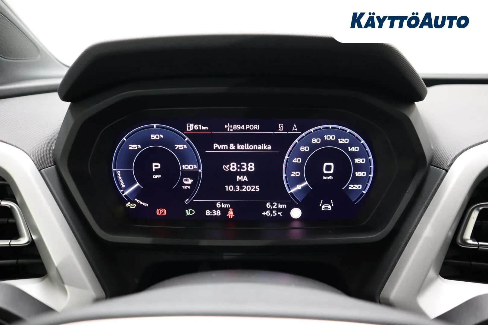 Audi Q4 e-tron KXJ-561 carousel image