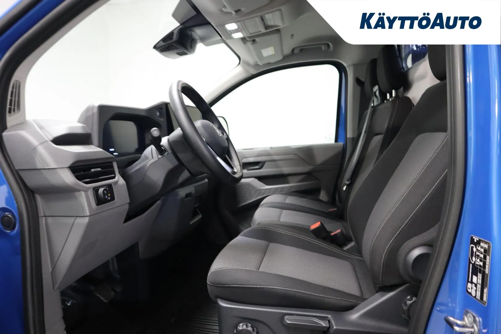 Volkswagen Transporter LTE-828 carousel image