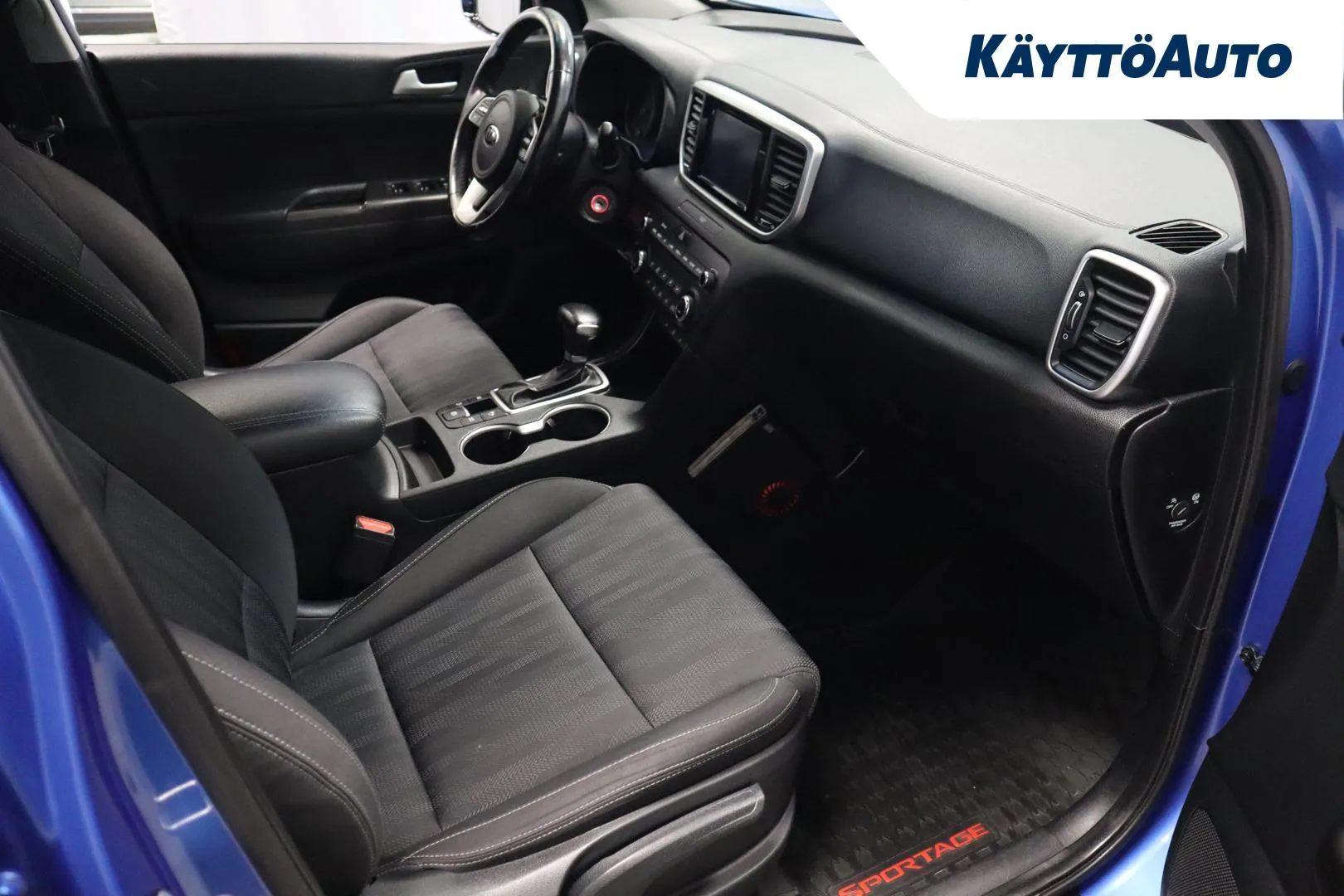 KIA Sportage CMU-862 carousel image