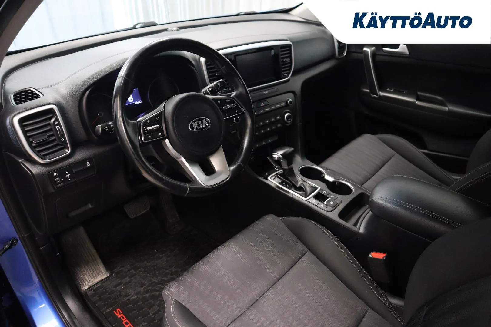 KIA Sportage CMU-862 carousel image