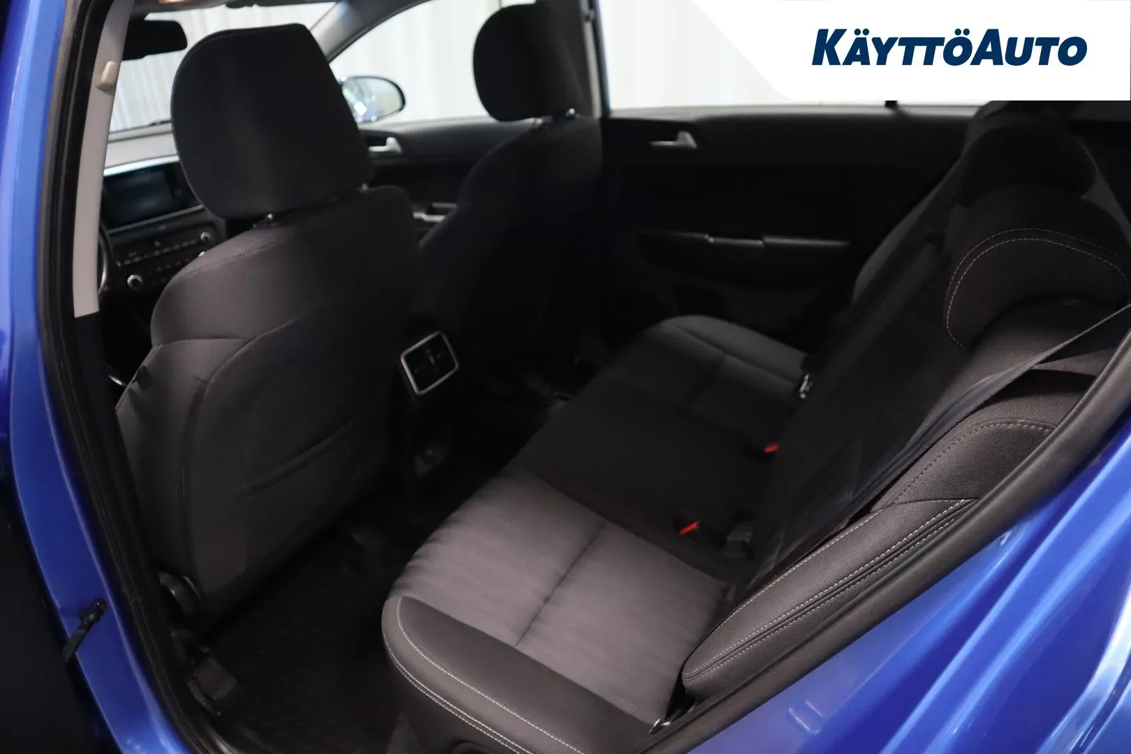 KIA Sportage CMU-862 carousel image