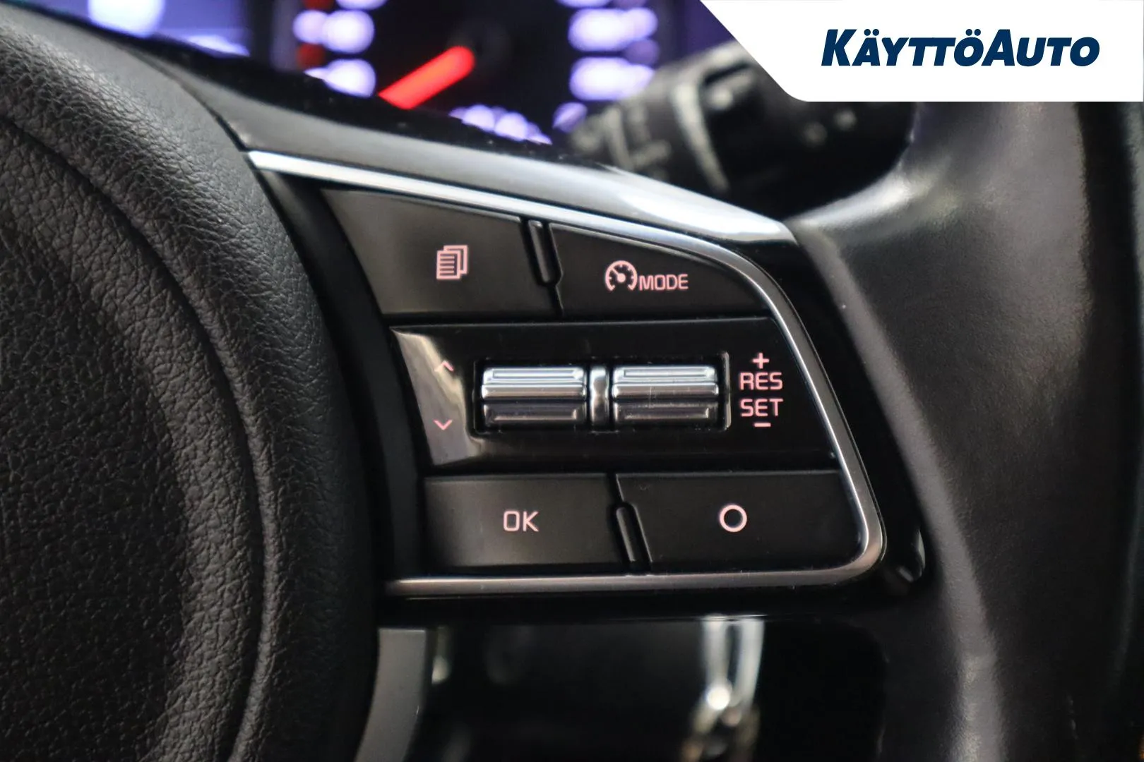 KIA Sportage CMU-862 carousel image