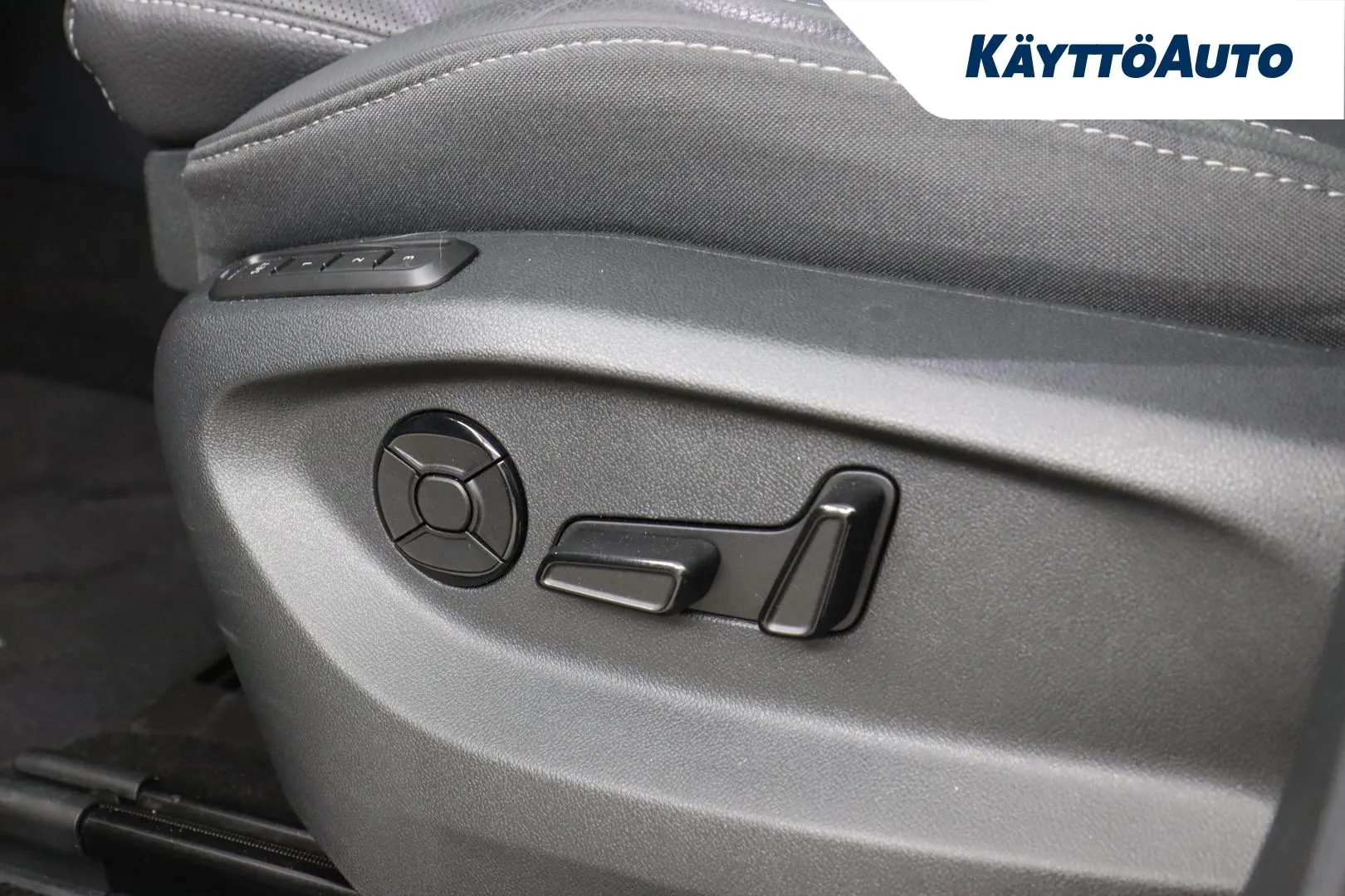 Skoda Kodiaq FRS-898 carousel image