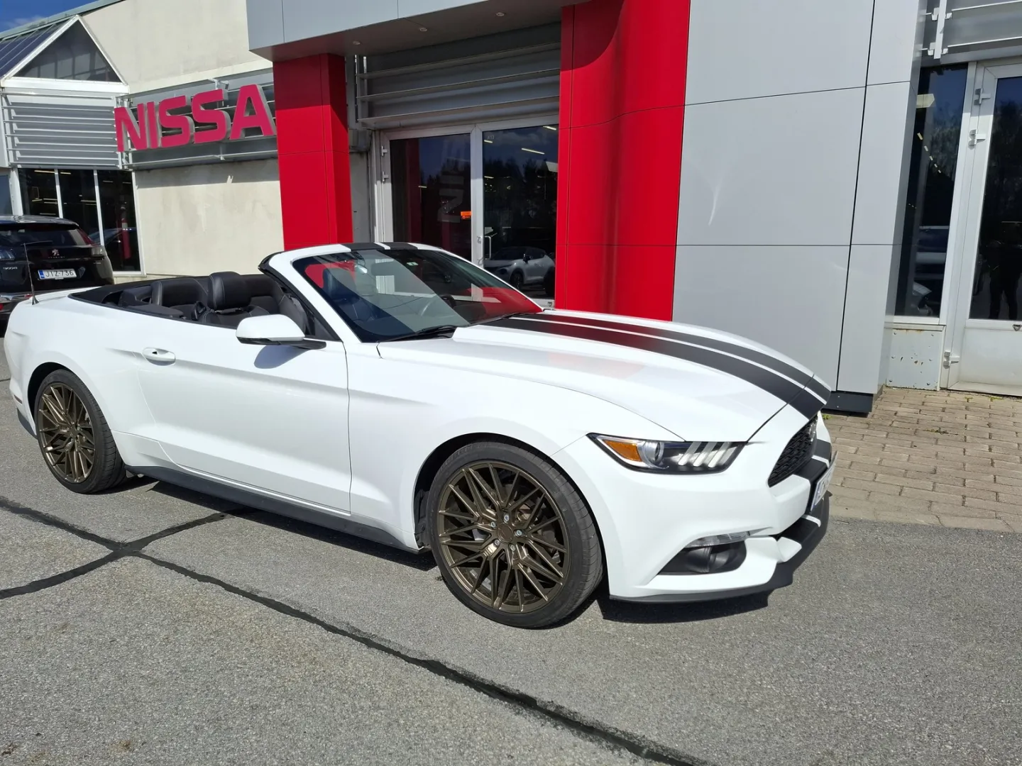 FORD Mustang CNE-512 carousel image