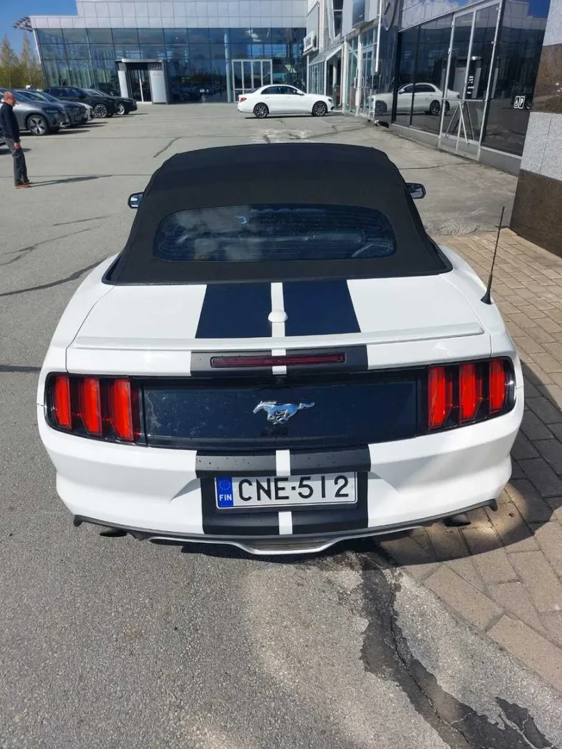 FORD Mustang CNE-512 carousel image