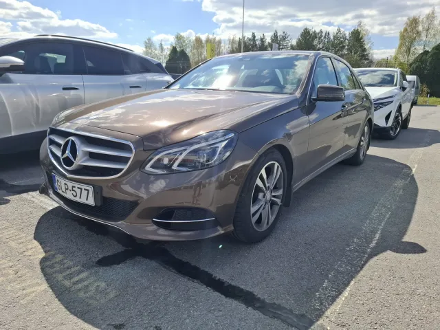 MERCEDES-BENZ E GLP-577