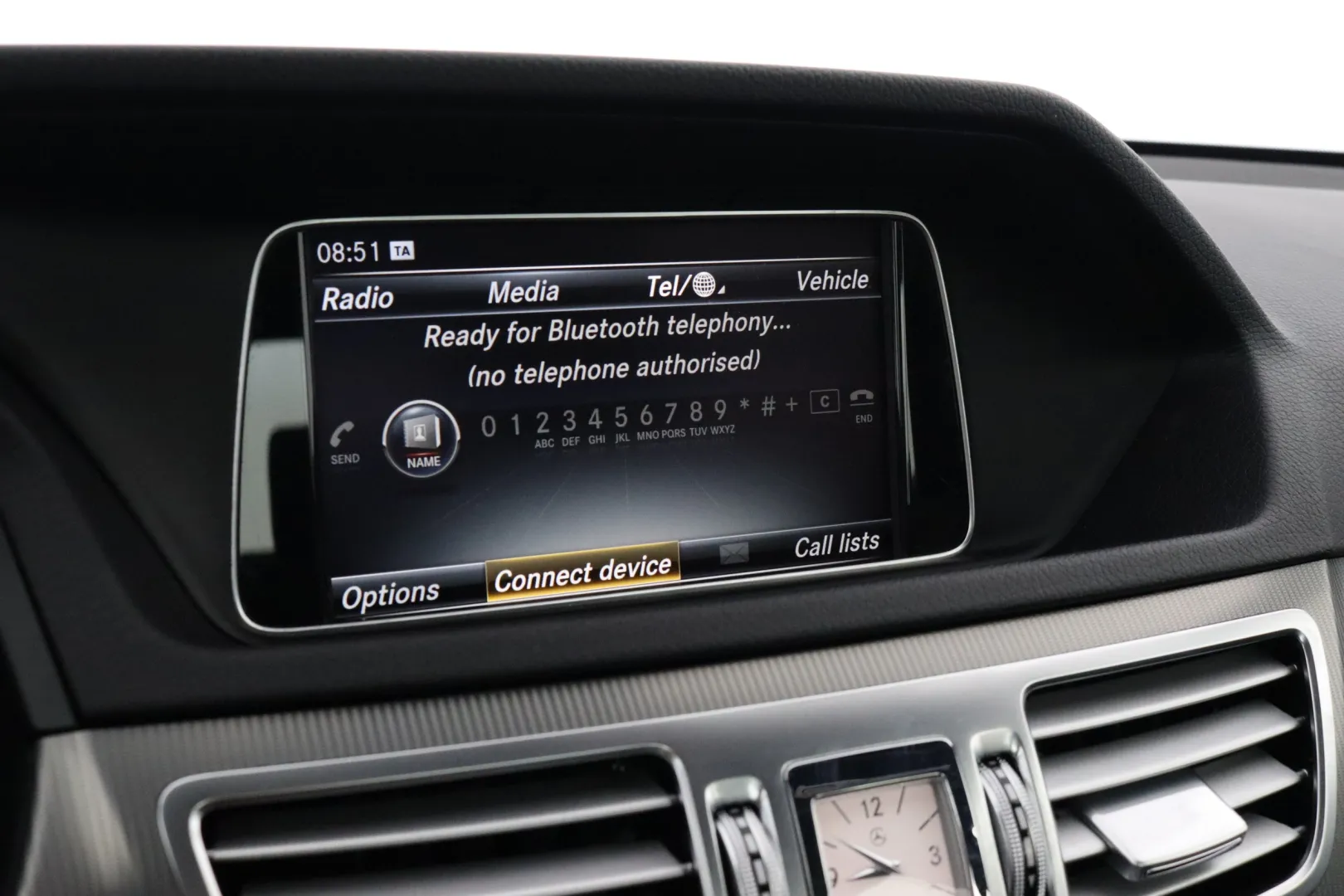 MERCEDES-BENZ E GLP-577 carousel image