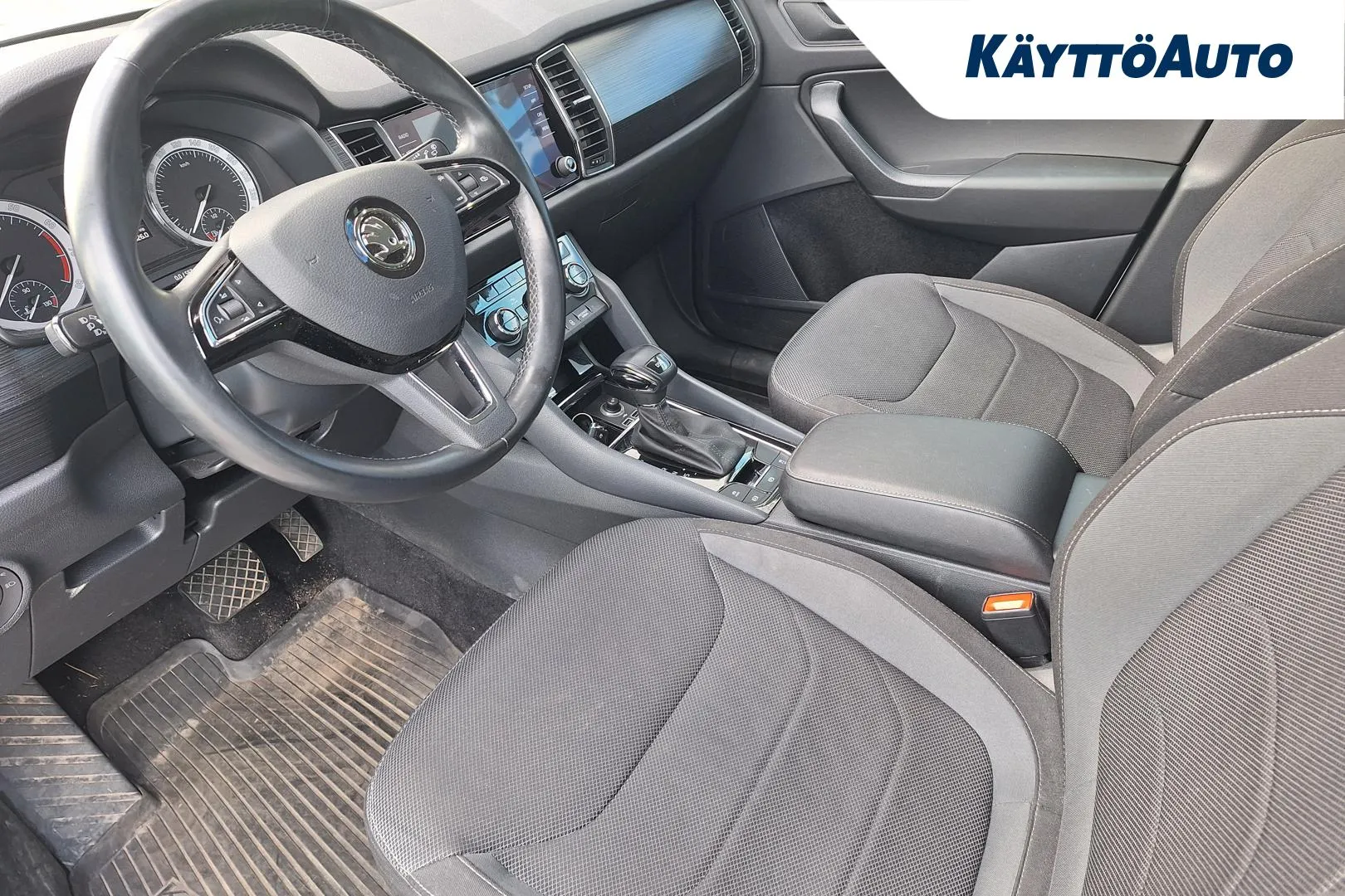 SKODA Kodiaq YLF-546 carousel image