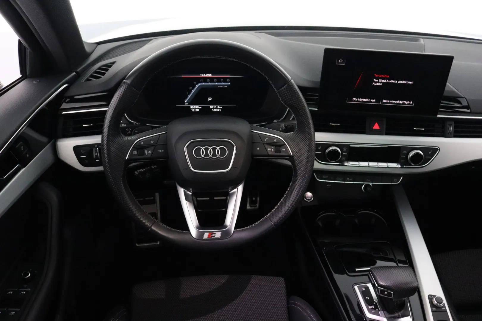 AUDI A4 FOZ-244 carousel image