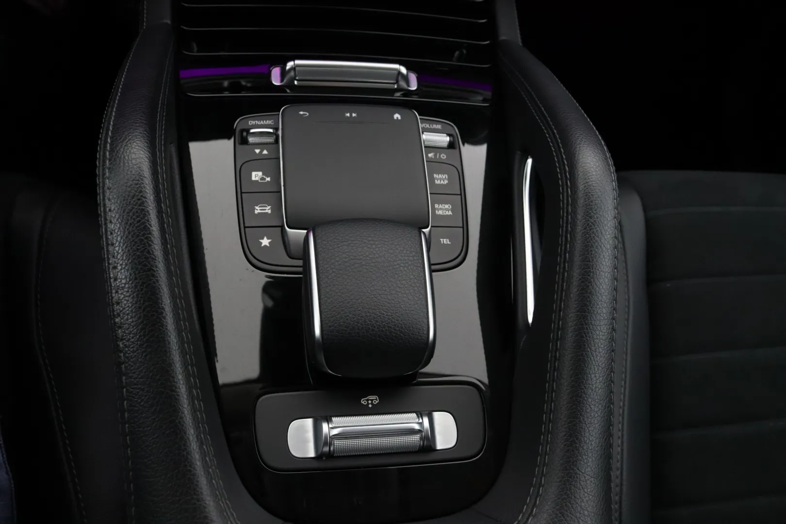 MERCEDES-BENZ GLE OZE-538 carousel image
