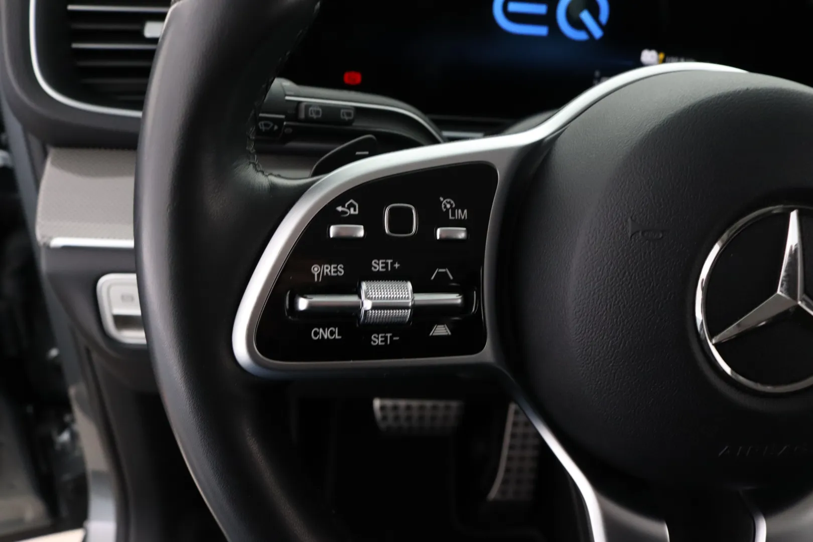 MERCEDES-BENZ GLE OZE-538 carousel image