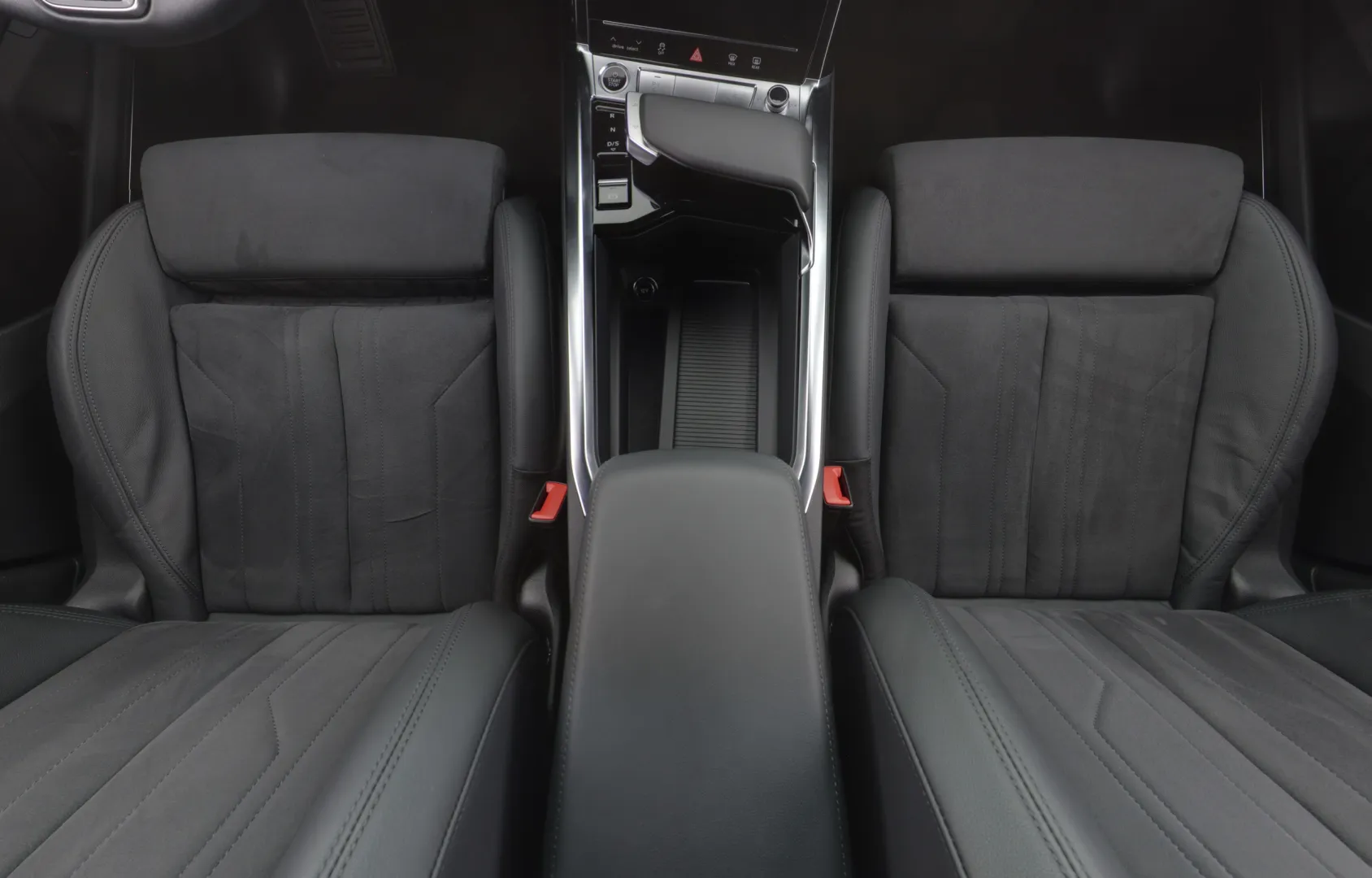 AUDI e-tron ZOK-229 carousel image