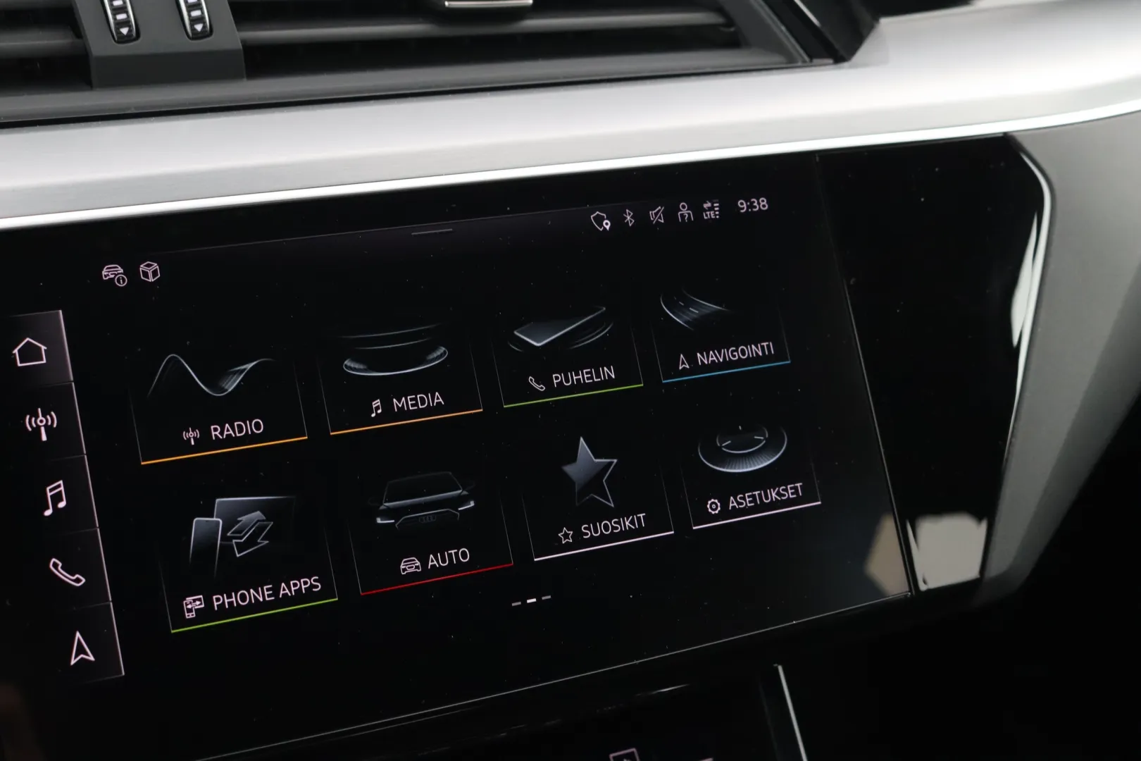 AUDI e-tron ZOK-229 carousel image