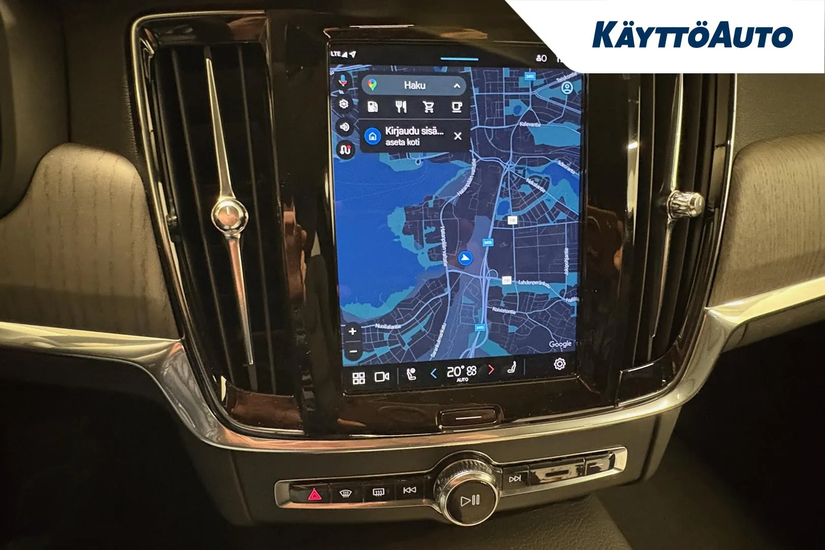 VOLVO V90 Cross Country XRL-318 carousel image