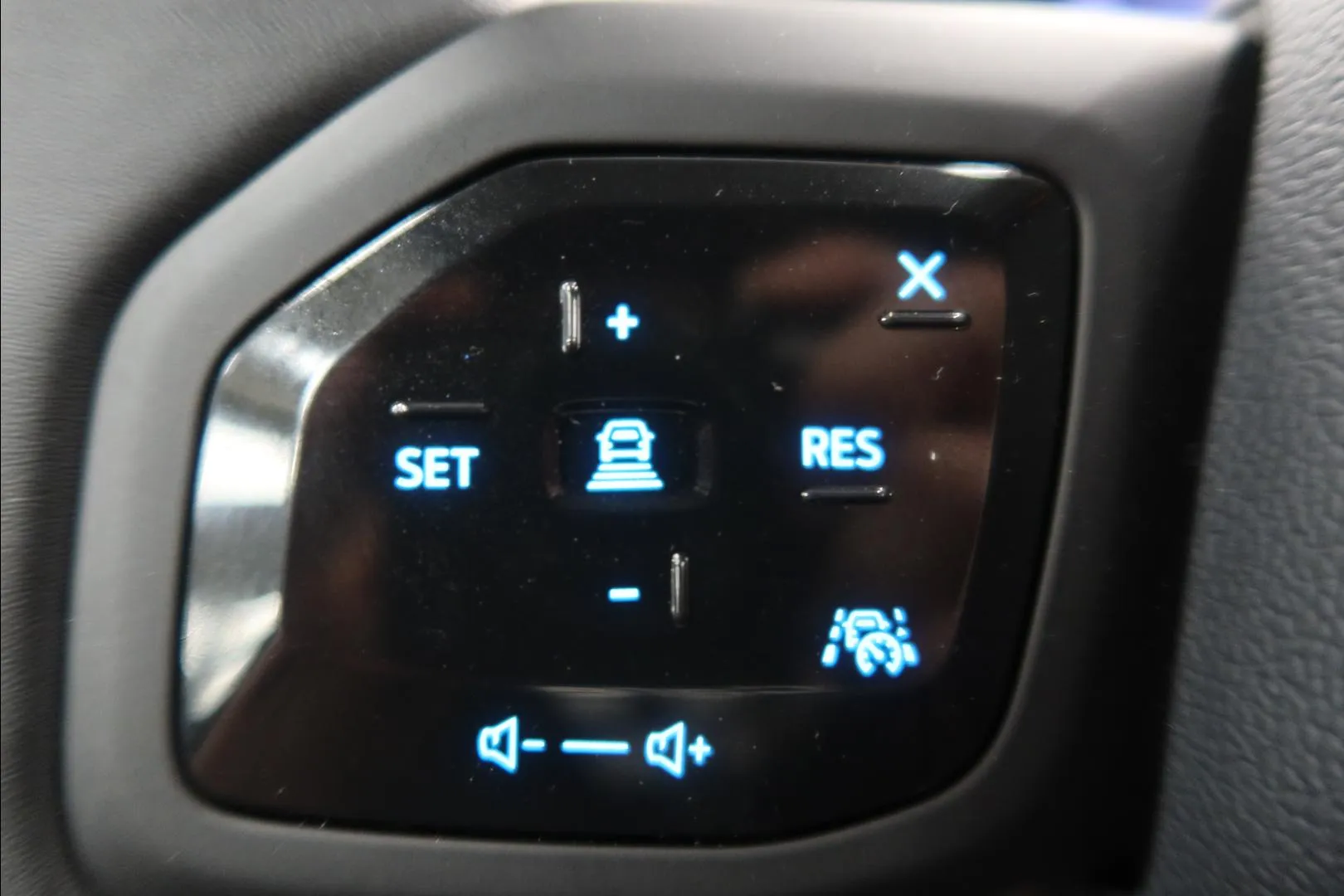 Ford Explorer CSE-427 carousel image