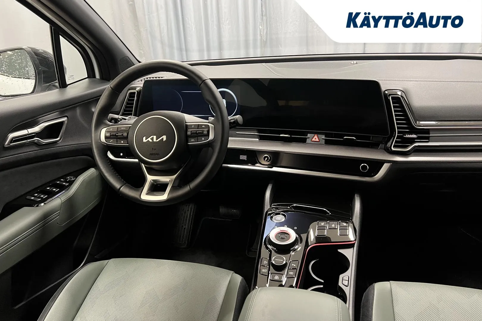 Kia Sportage GRA-759 carousel image