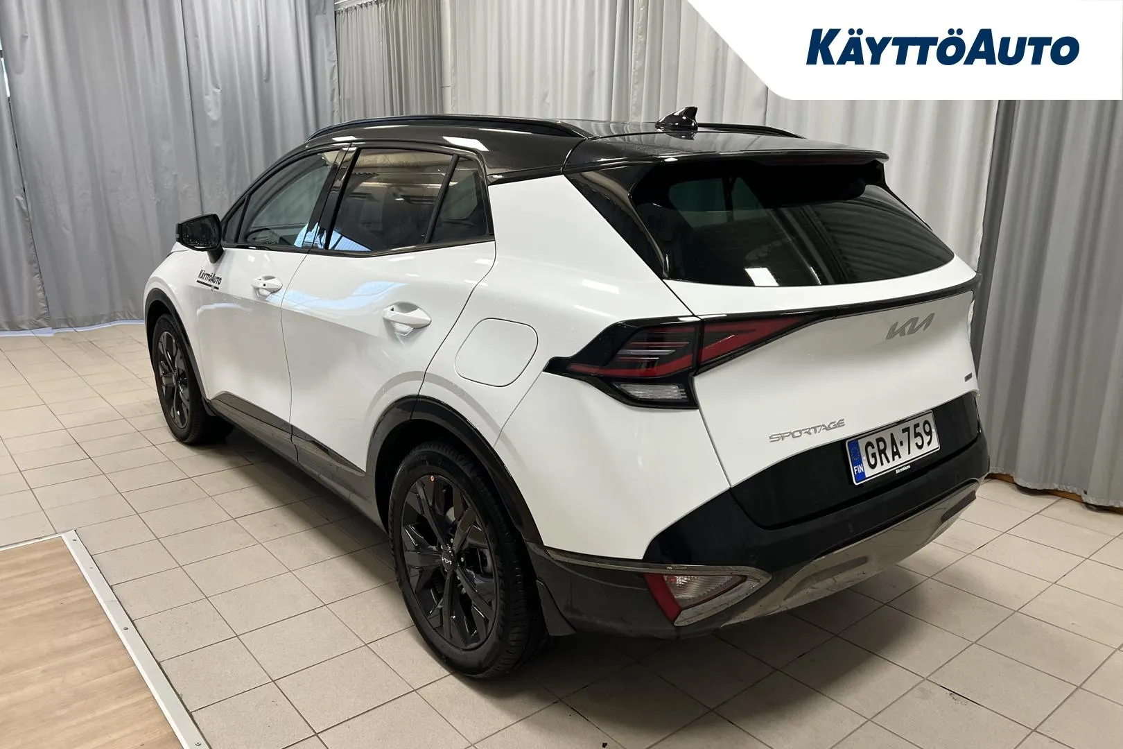 Kia Sportage GRA-759 carousel image