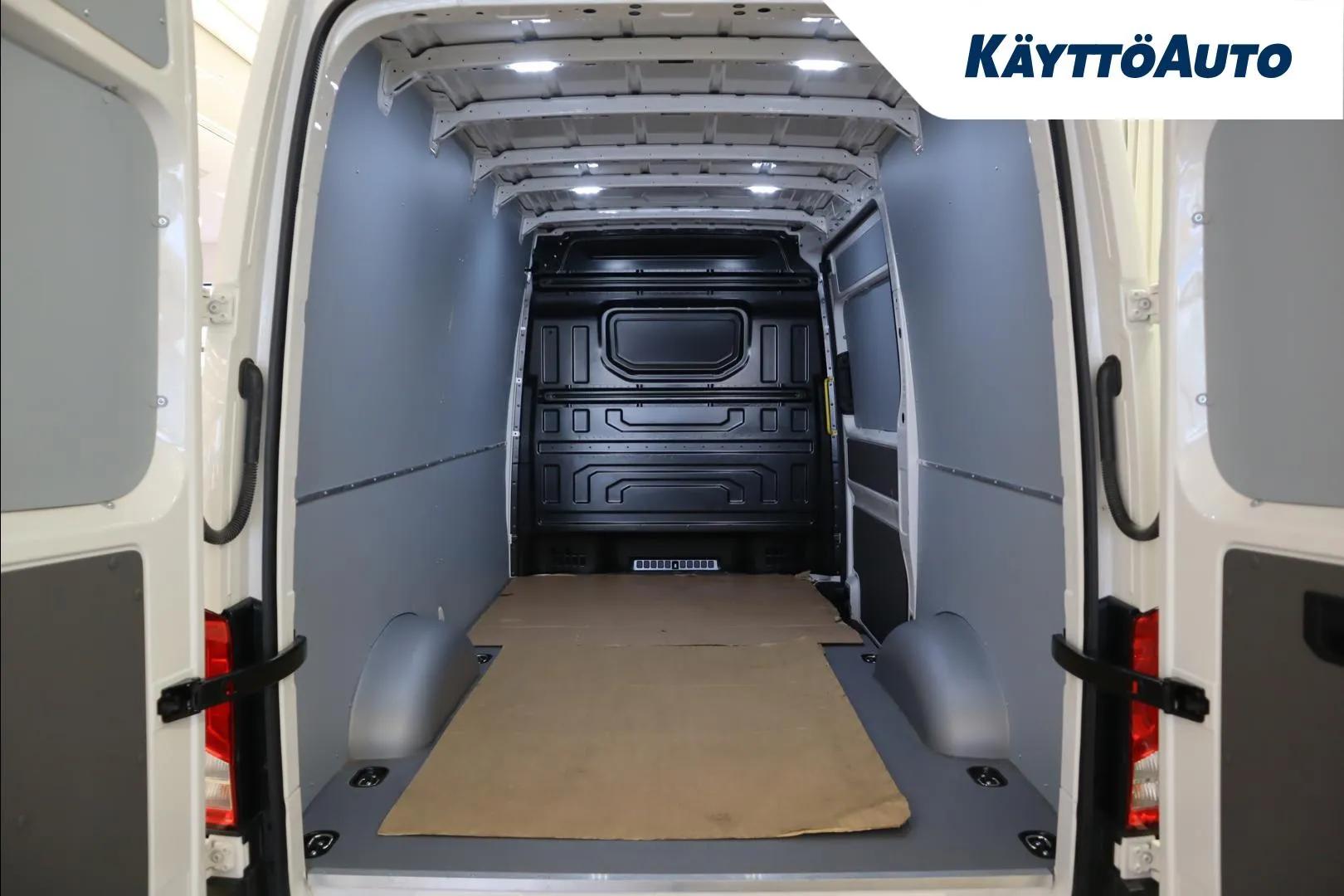 Volkswagen Crafter IRH-958 carousel image