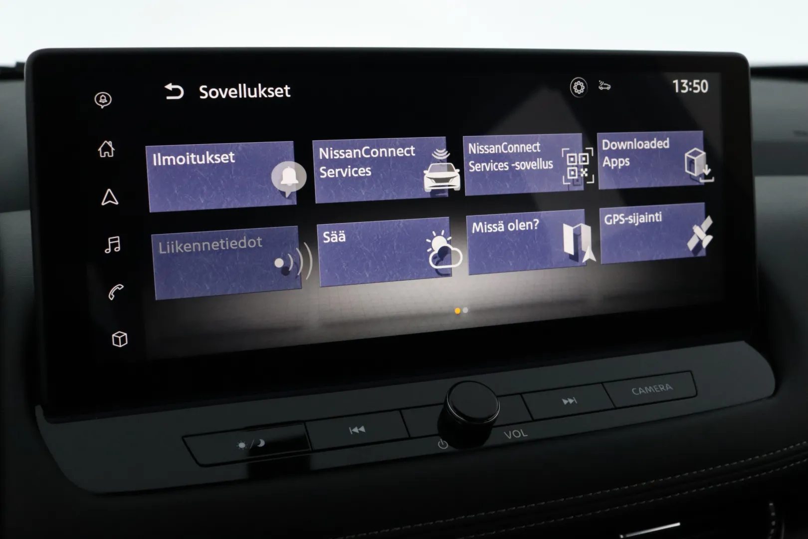 NISSAN X-Trail EVL-334 carousel image