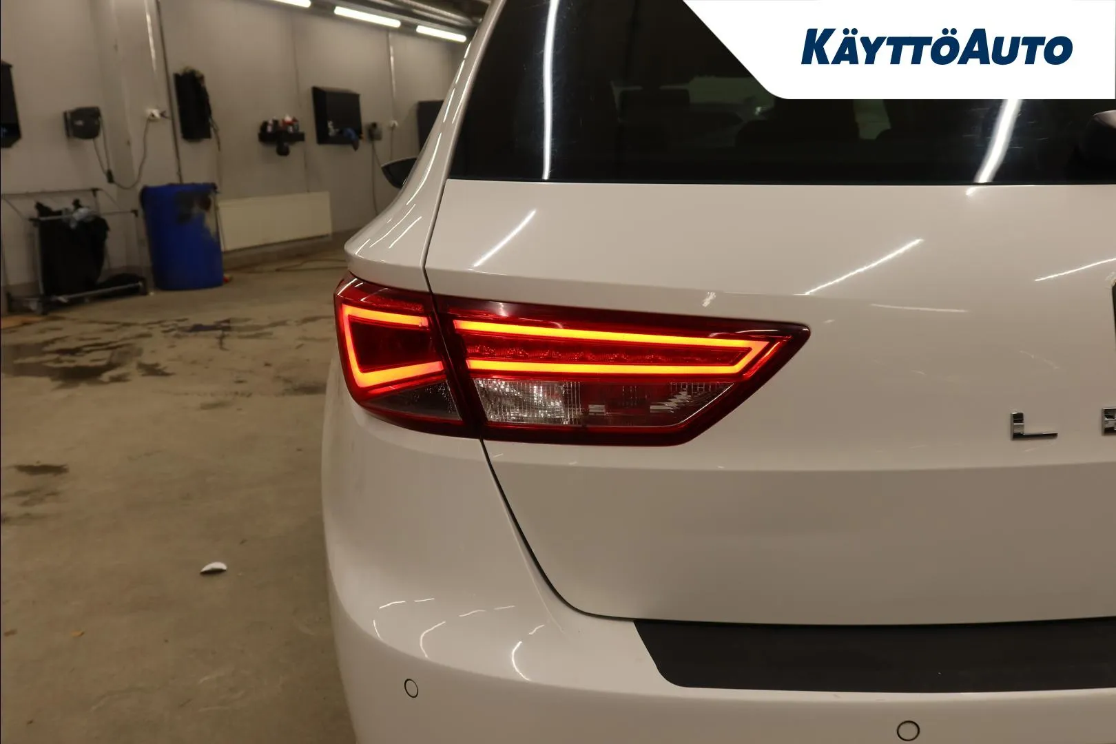 SEAT Leon ST BSL-612 carousel image