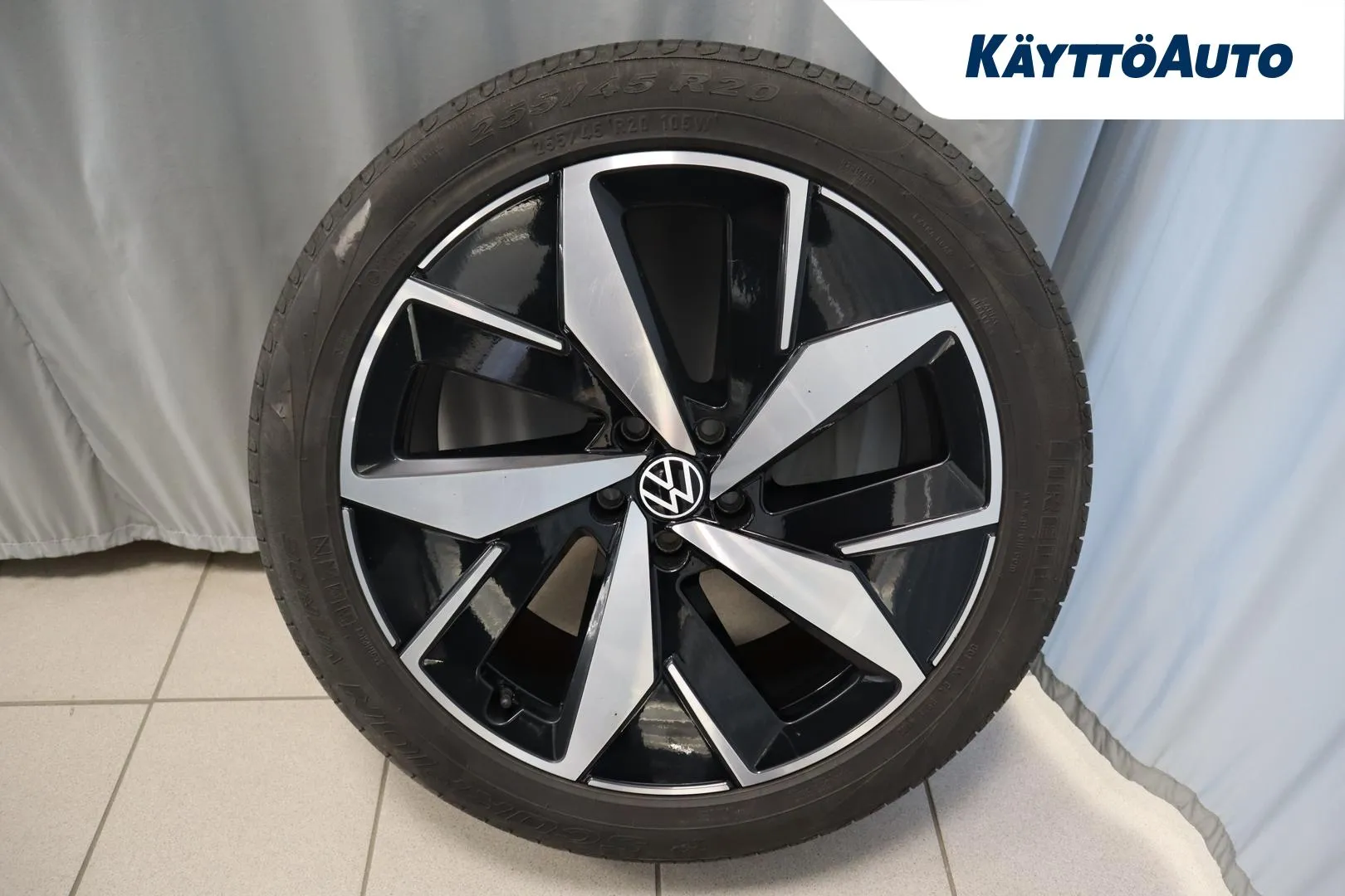 VOLKSWAGEN ID.4 JNU-567 carousel image