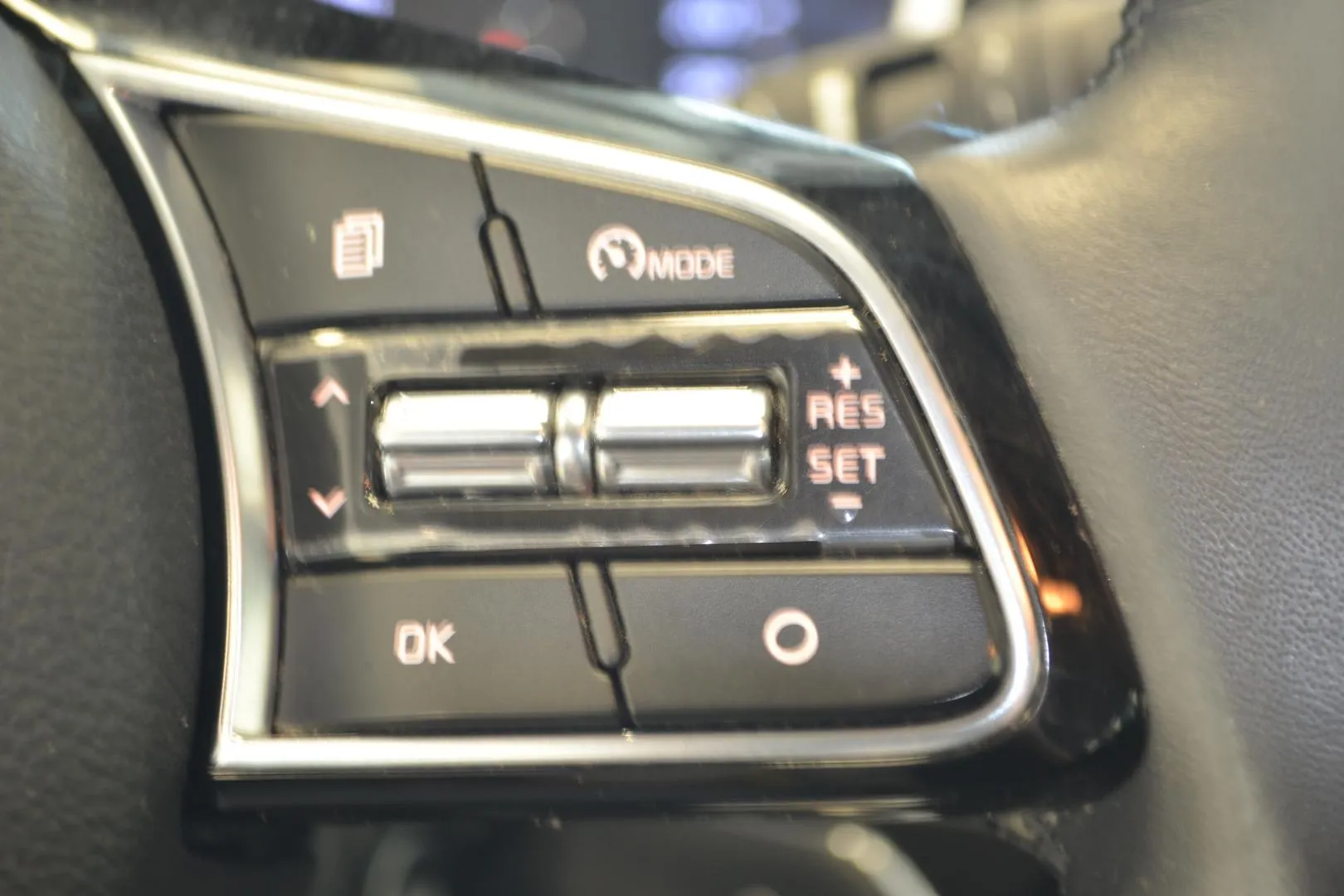 KIA Ceed OXU-385 carousel image