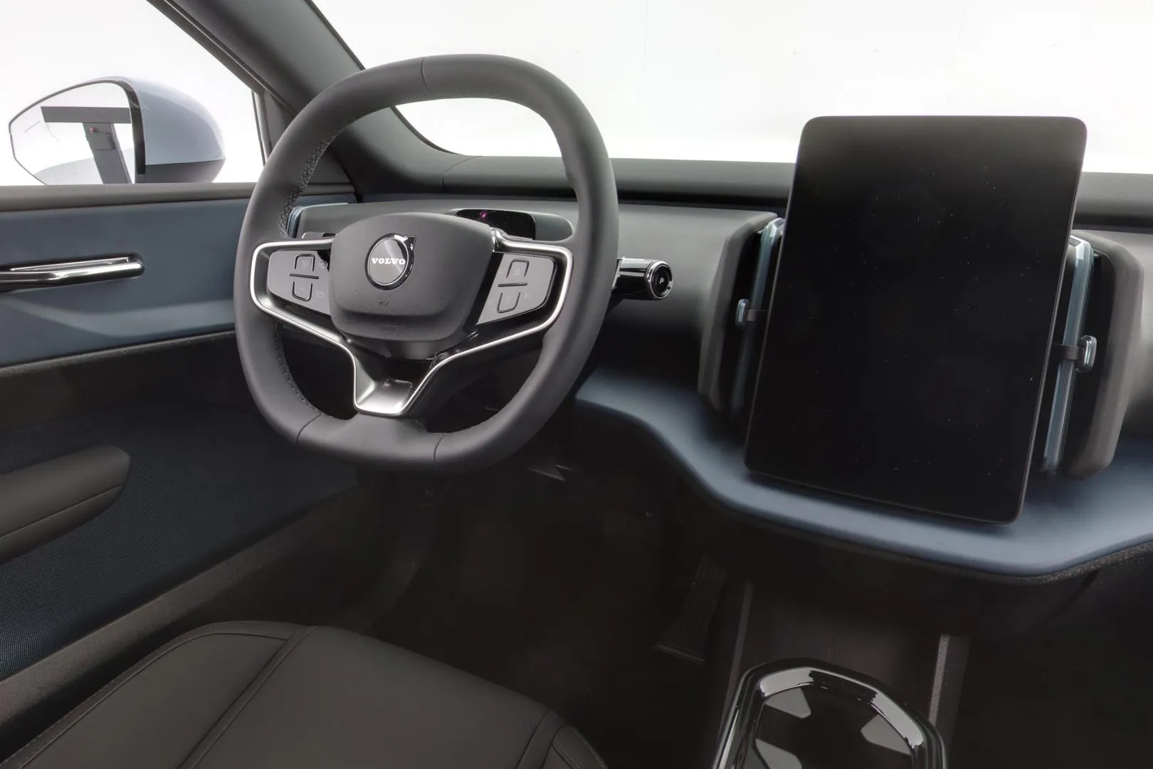 VOLVO EX30 ISA-580 carousel image