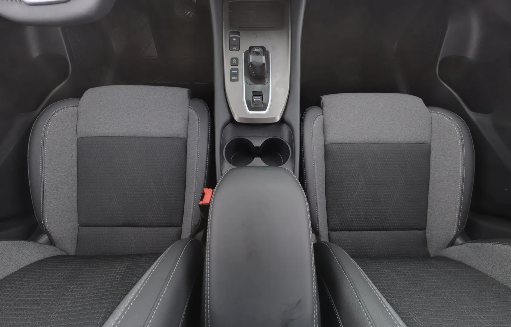 NISSAN Qashqai MRN-749 carousel image