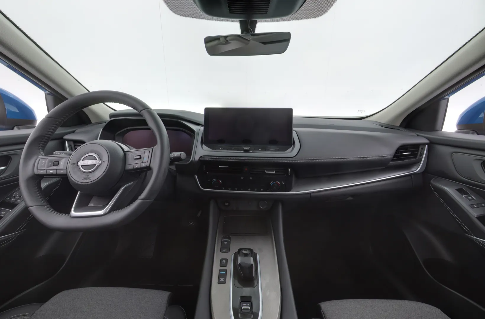 NISSAN Qashqai MRN-749 carousel image