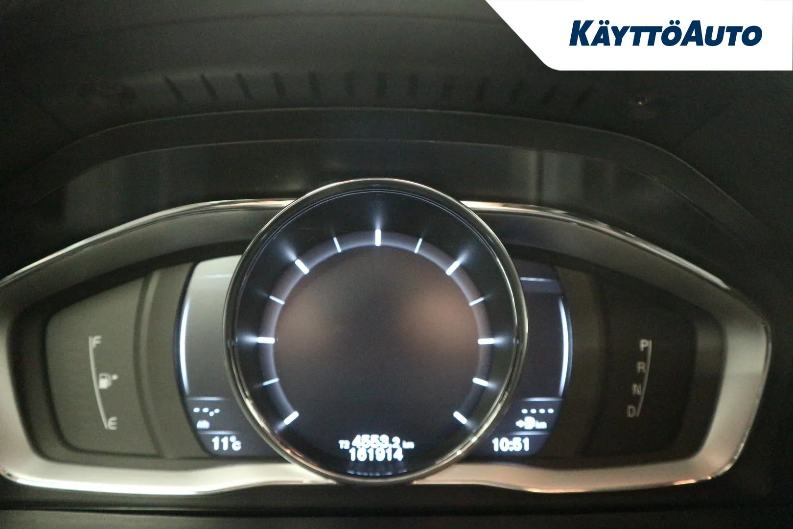VOLVO V60 Cross Country ZLN-254 carousel image
