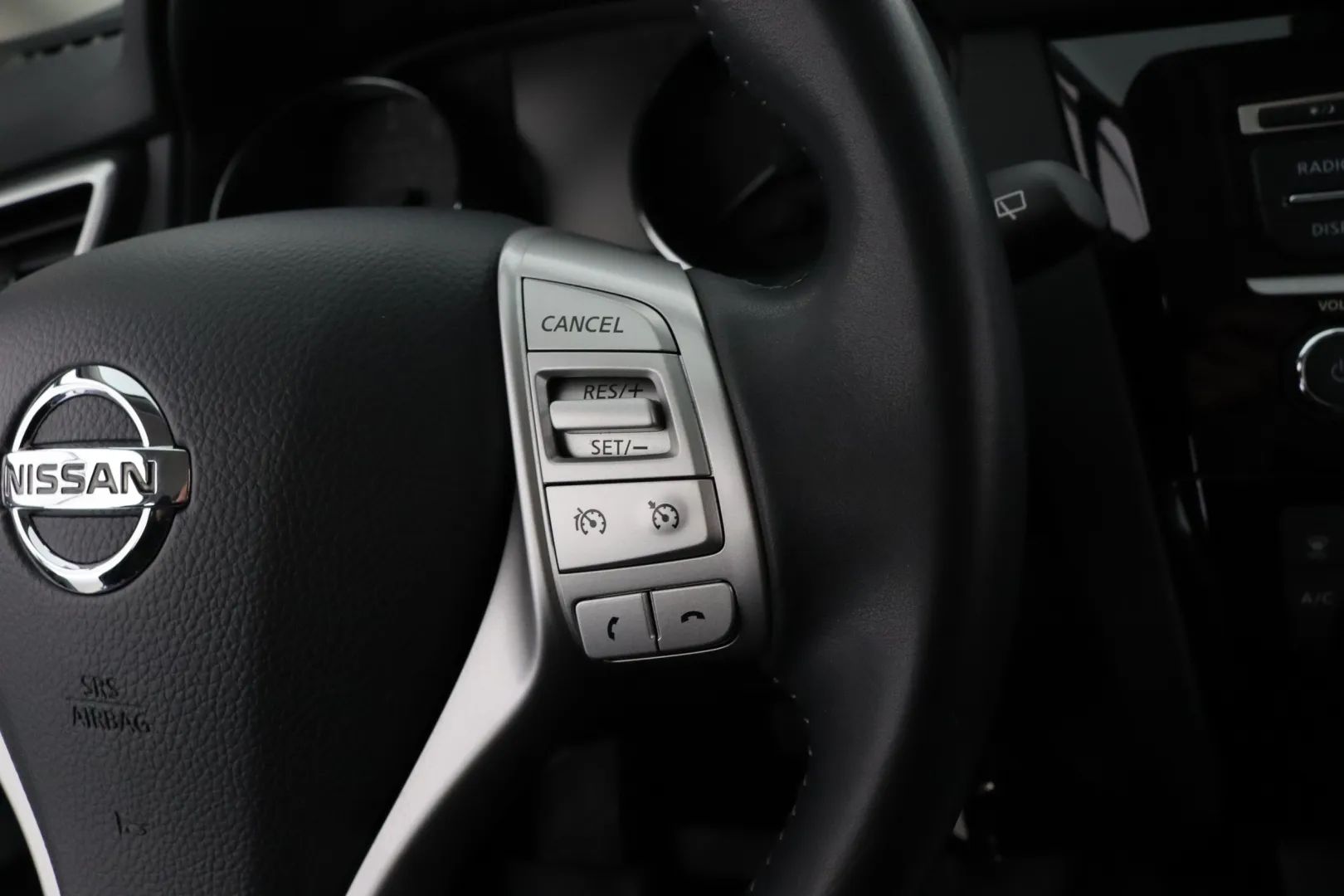 NISSAN Qashqai CKE-174 carousel image